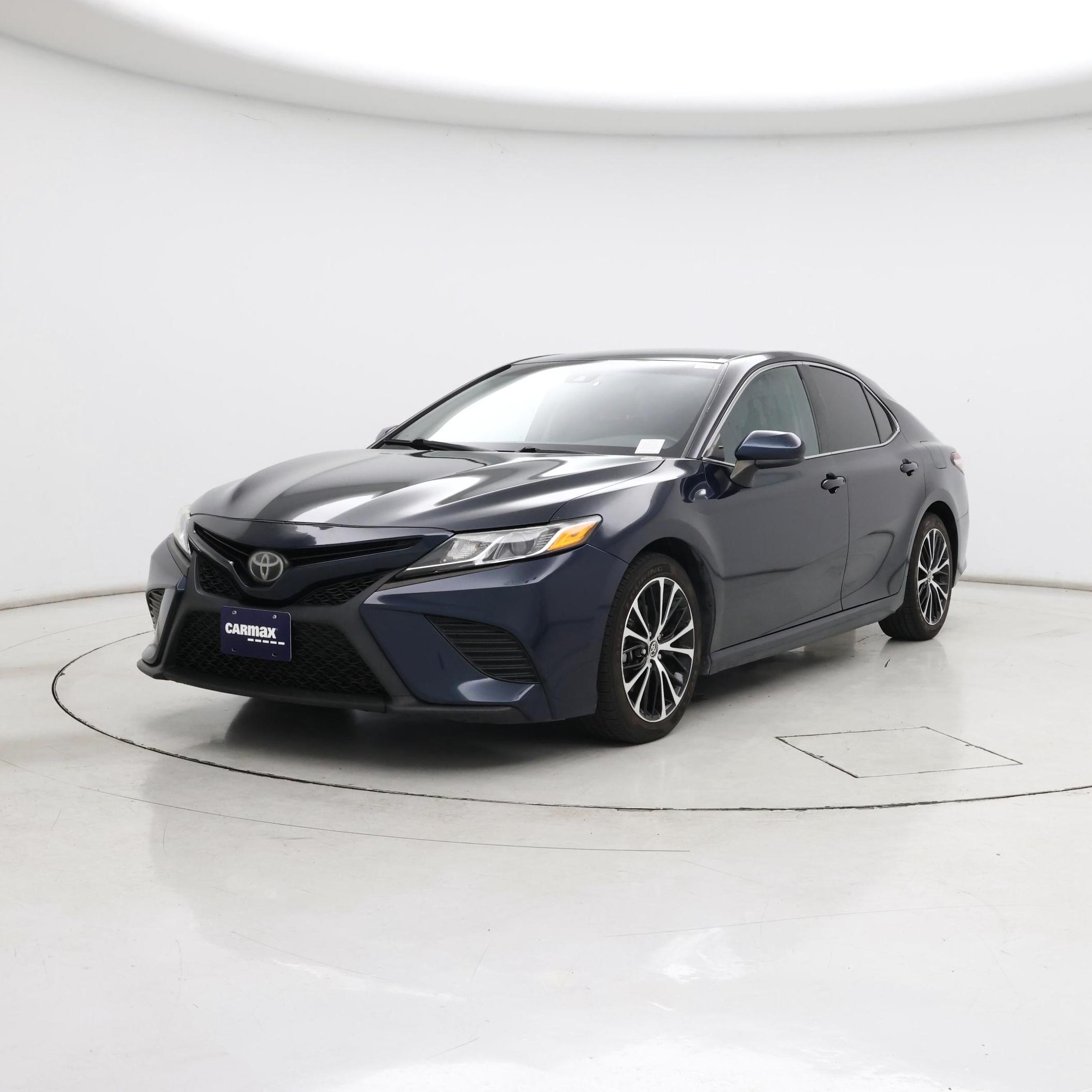 Thumbnail: 2020 Toyota Camry - 4