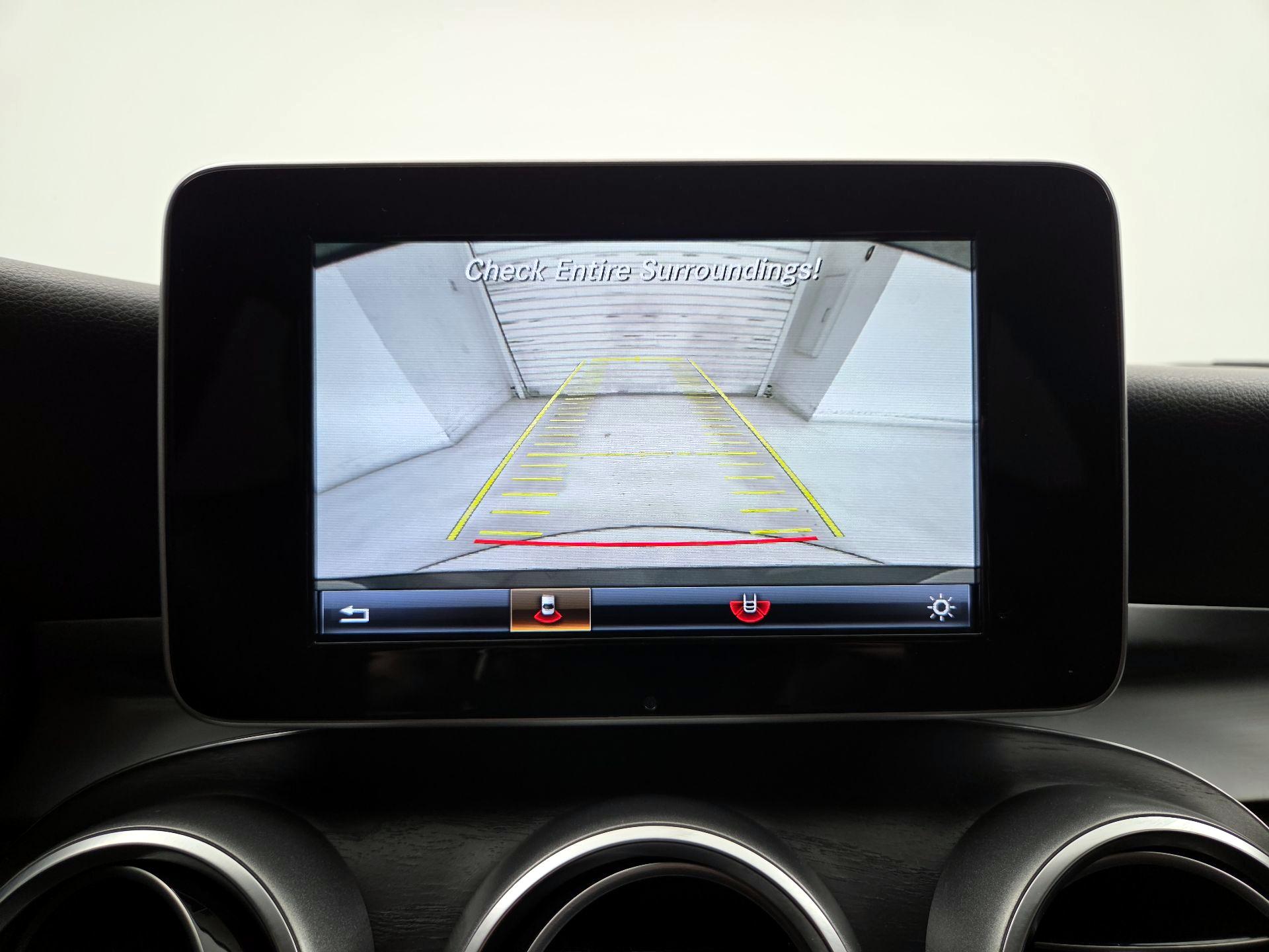 Thumbnail: 2017 Mercedes-Benz C-Class - 14