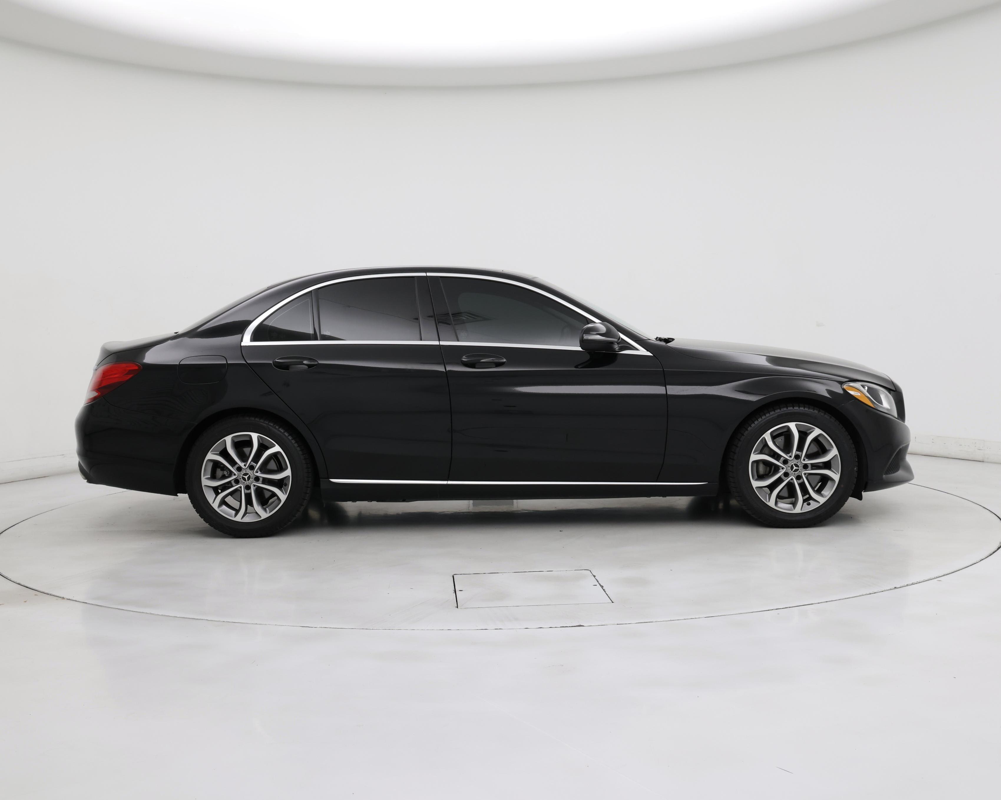 Thumbnail: 2017 Mercedes-Benz C-Class - 7