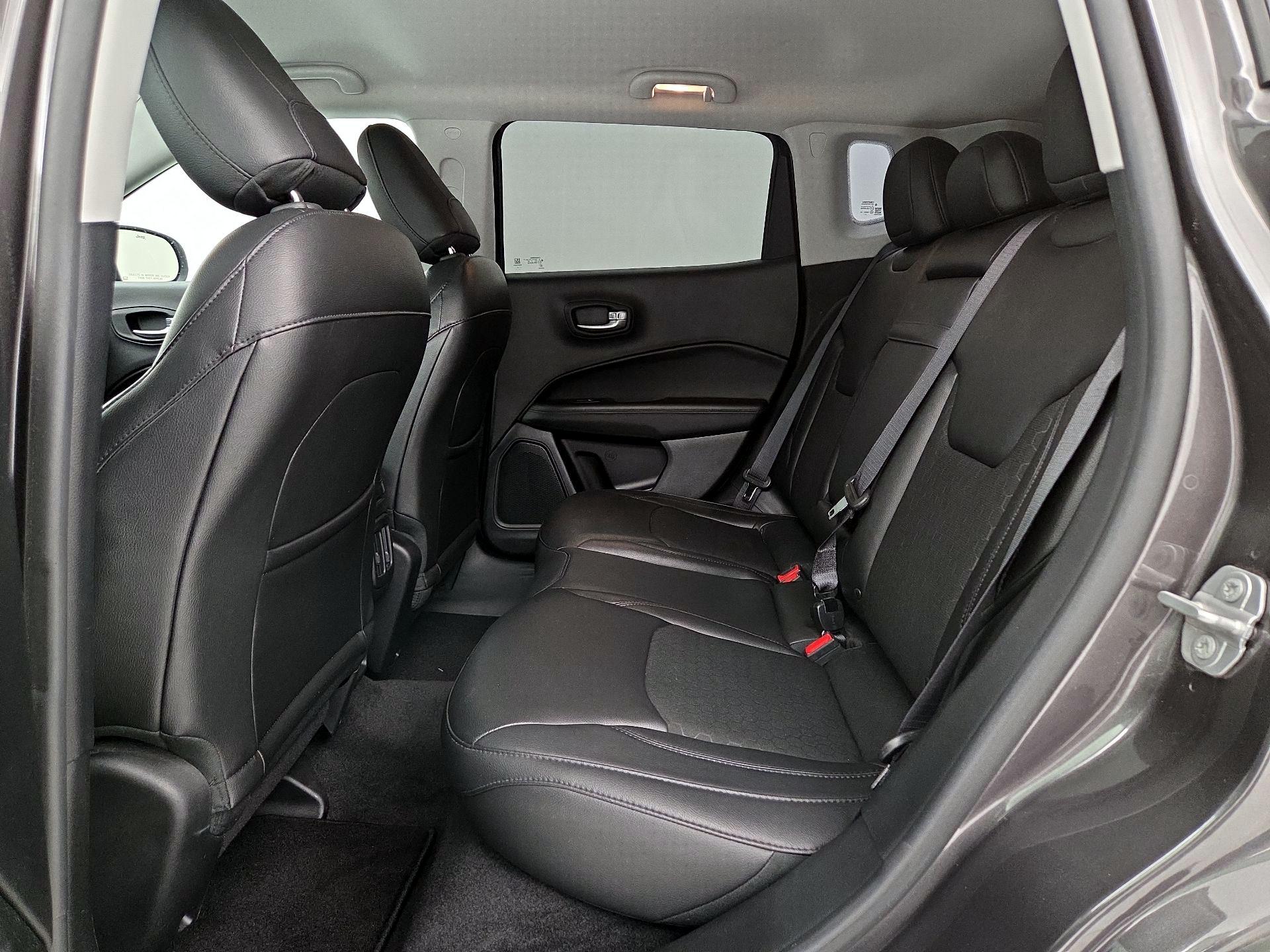 Thumbnail: 2018 Jeep Compass - 19