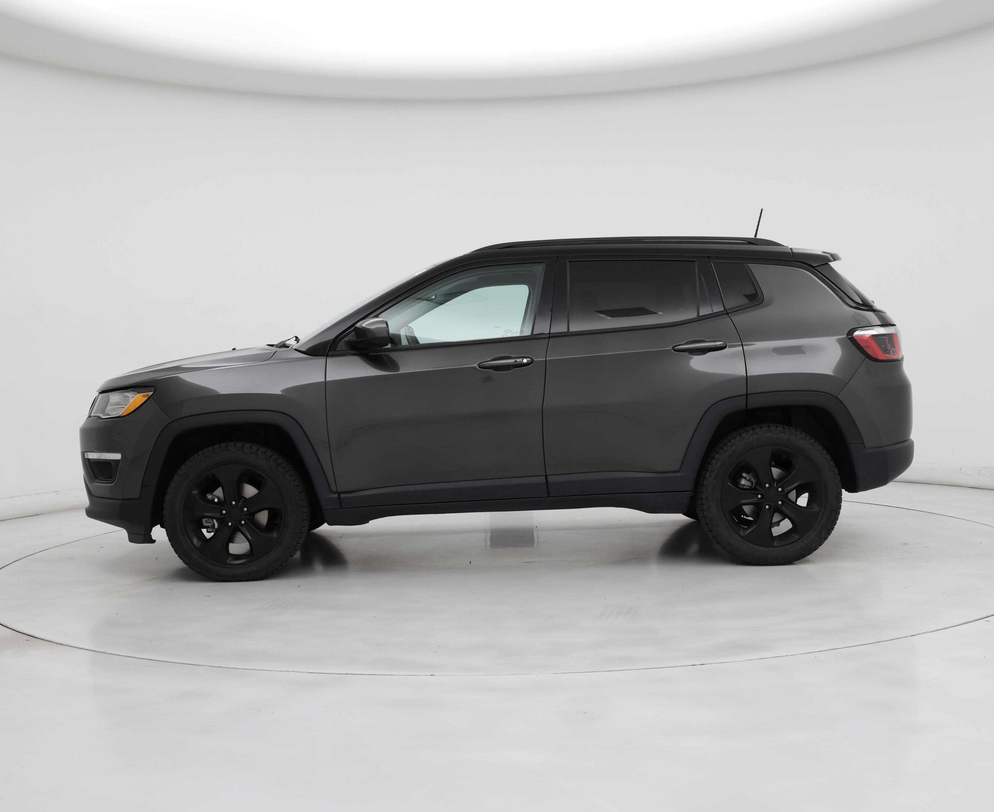 Thumbnail: 2018 Jeep Compass - 3