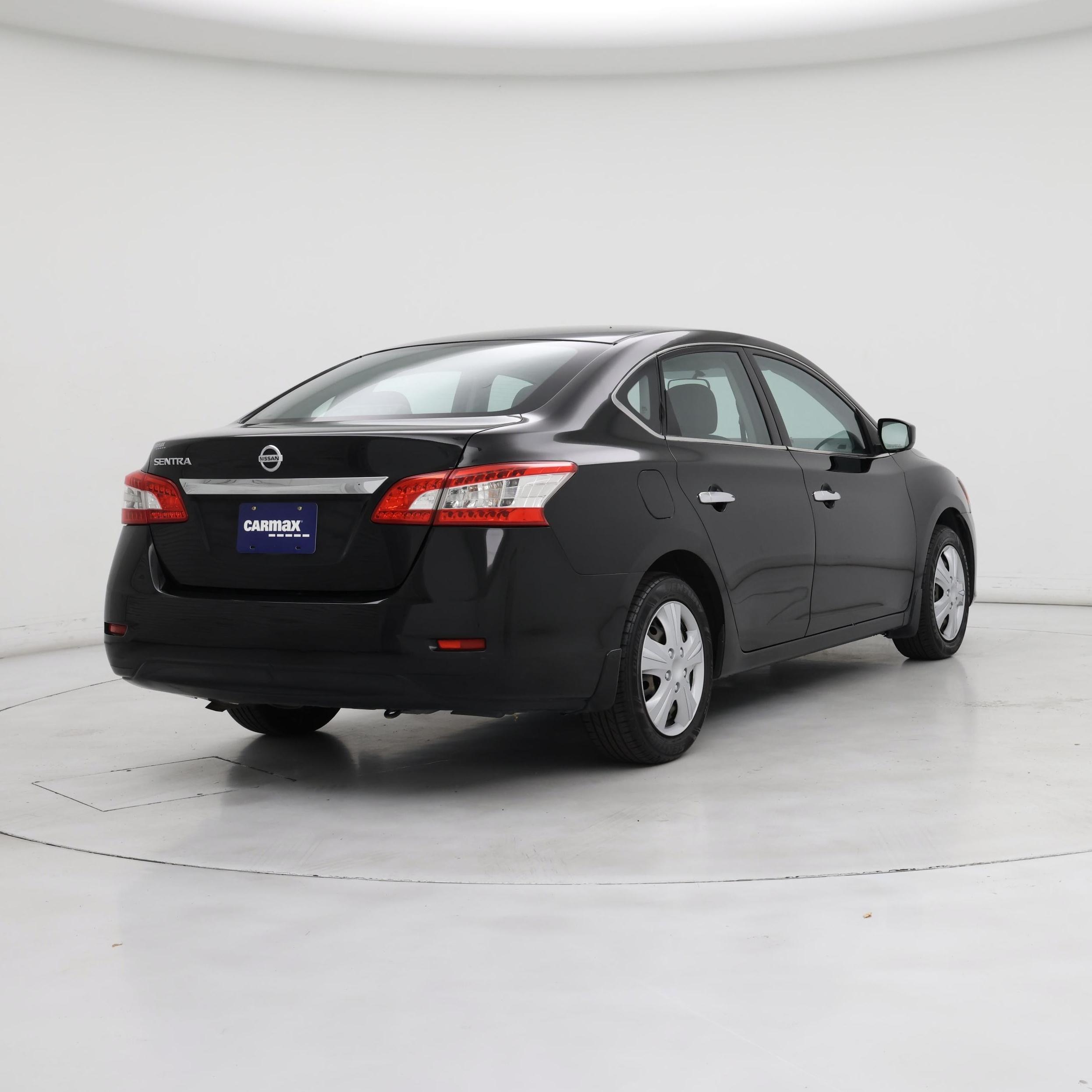 Thumbnail: 2015 Nissan Sentra - 8