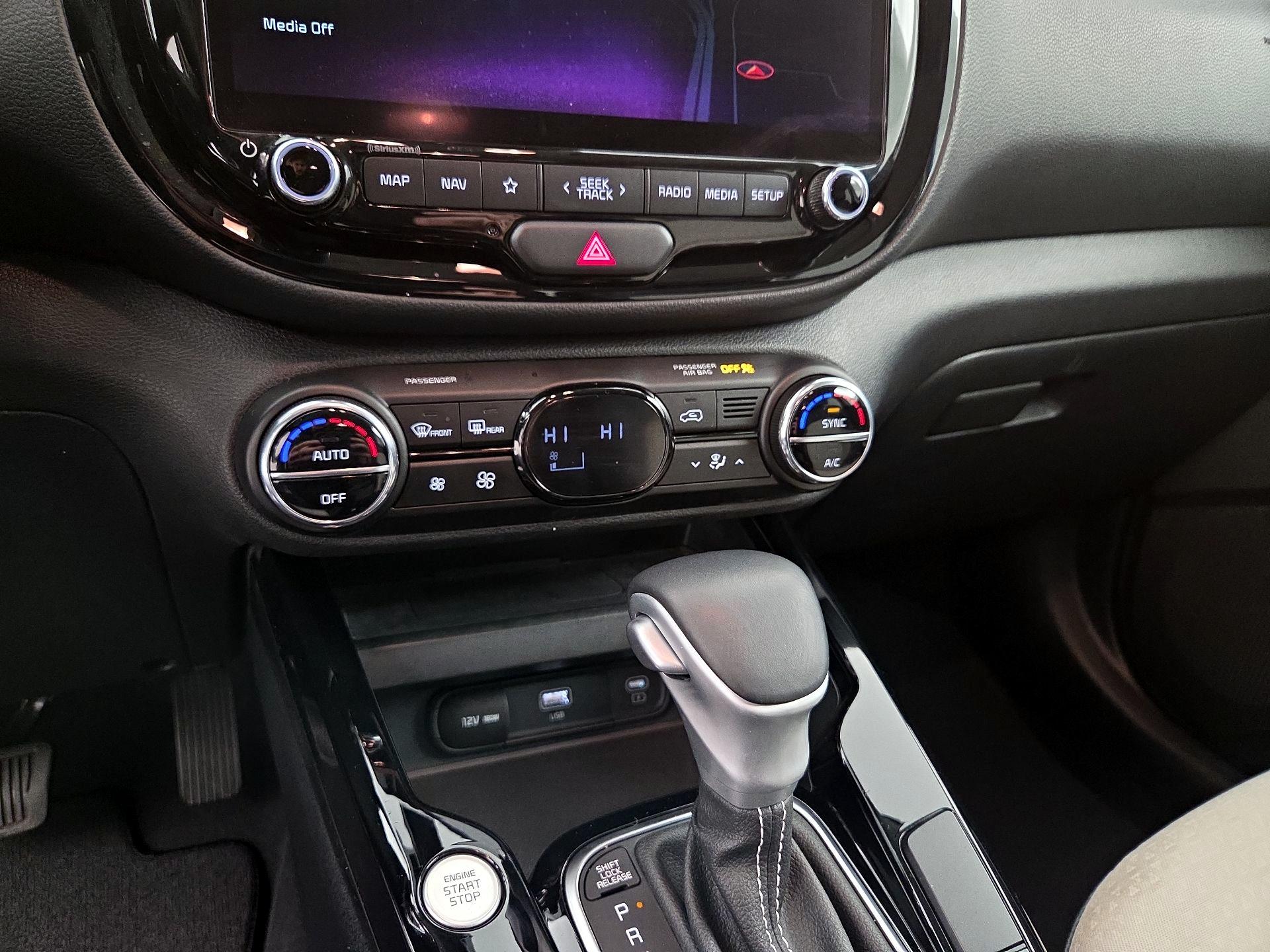 Thumbnail: 2023 Kia Soul - 17