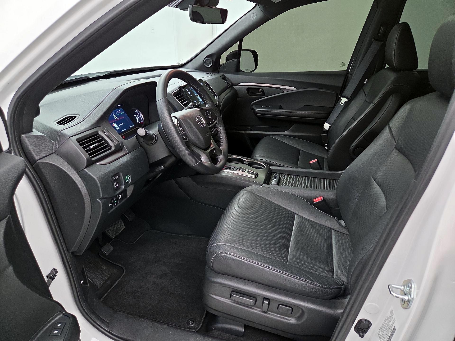 Thumbnail: 2023 Honda Passport - 11