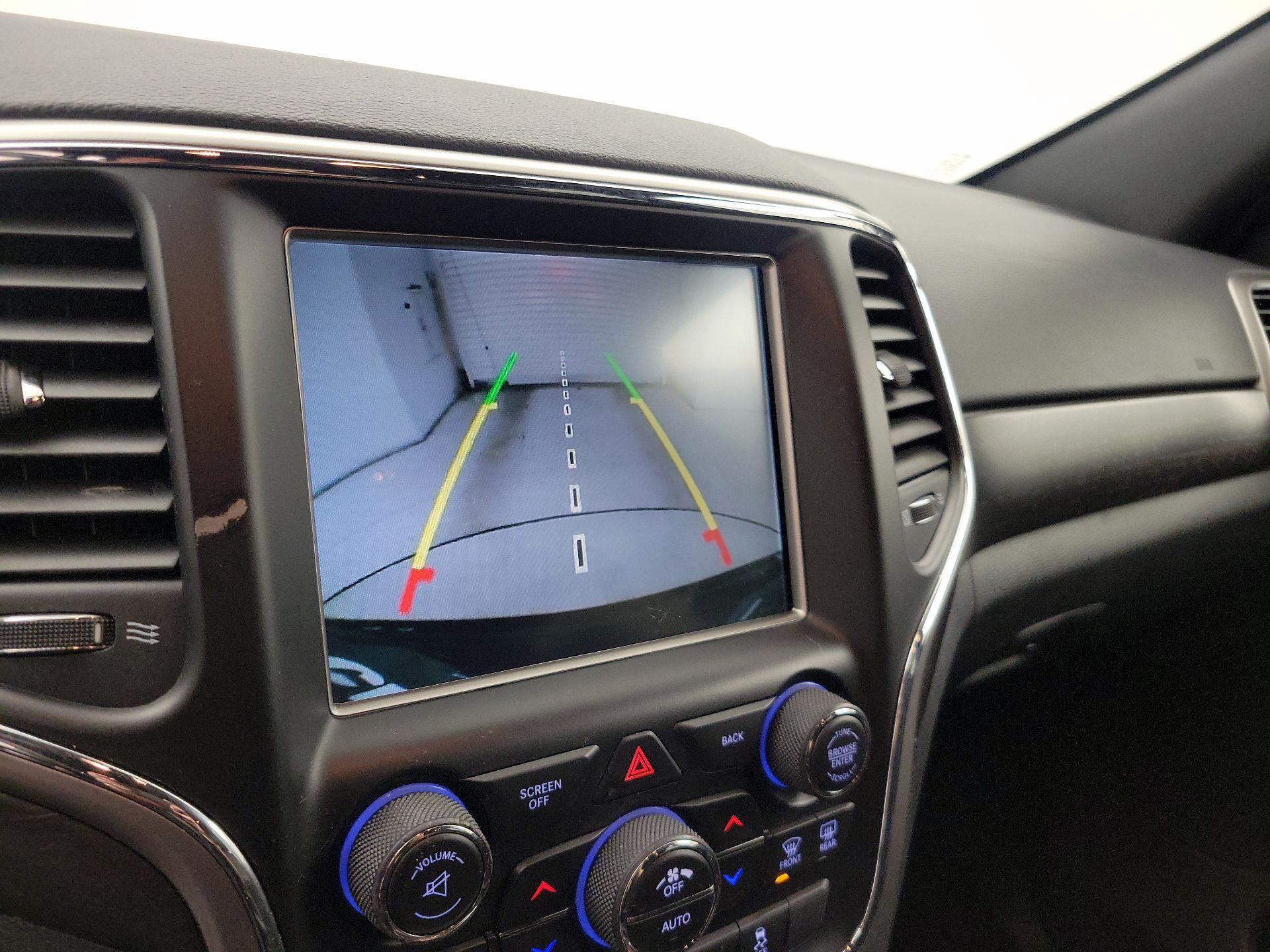 Thumbnail: 2017 Jeep Grand Cherokee - 14