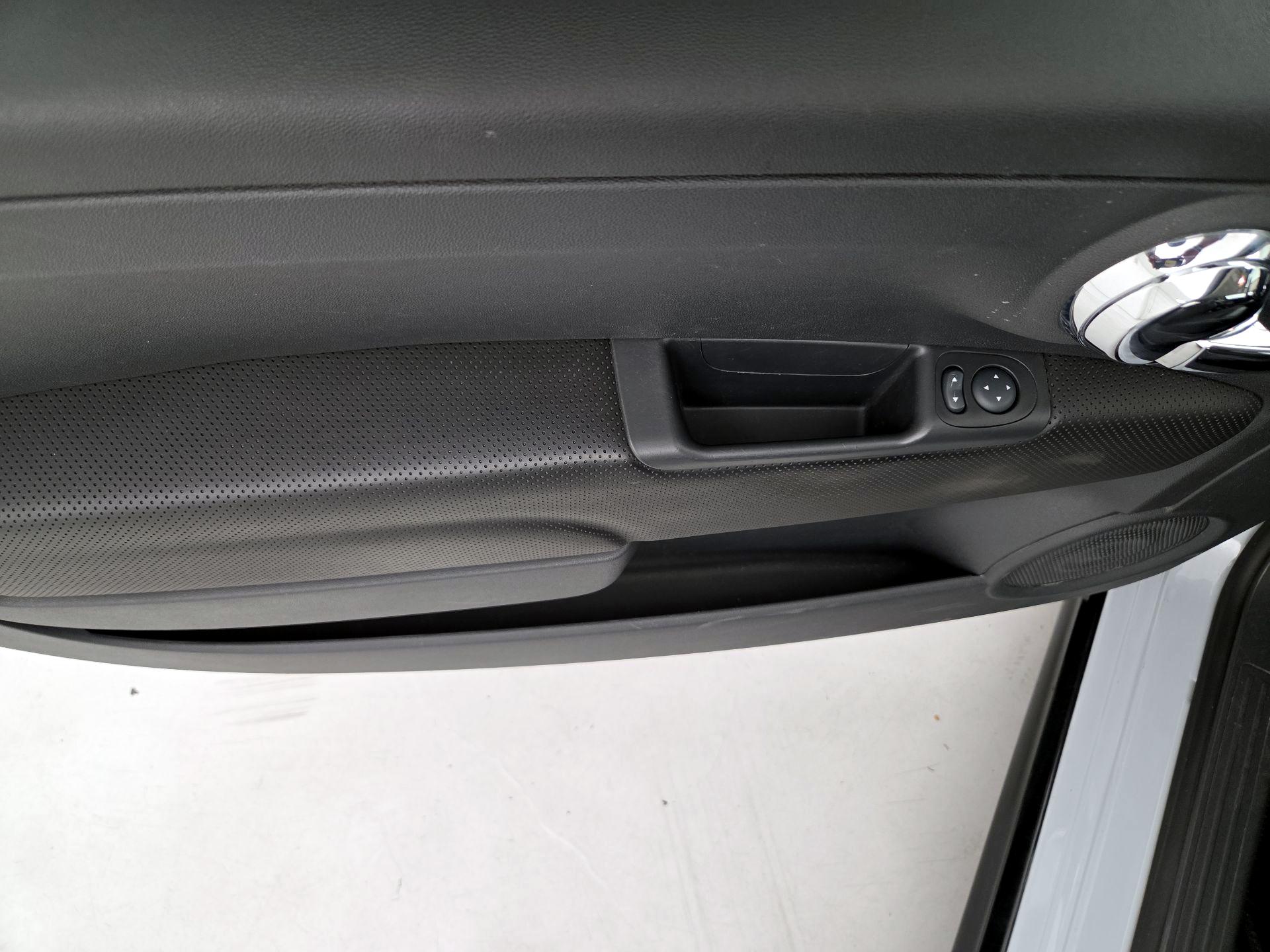 Thumbnail: 2017 Fiat 500 - 12