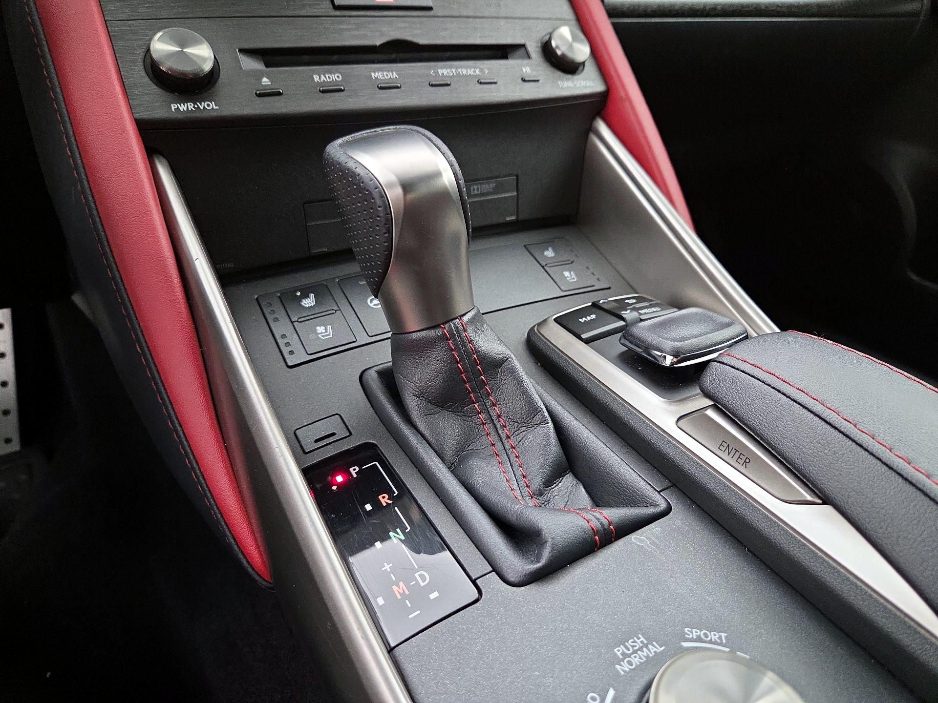 Thumbnail: 2019 Lexus IS - 17