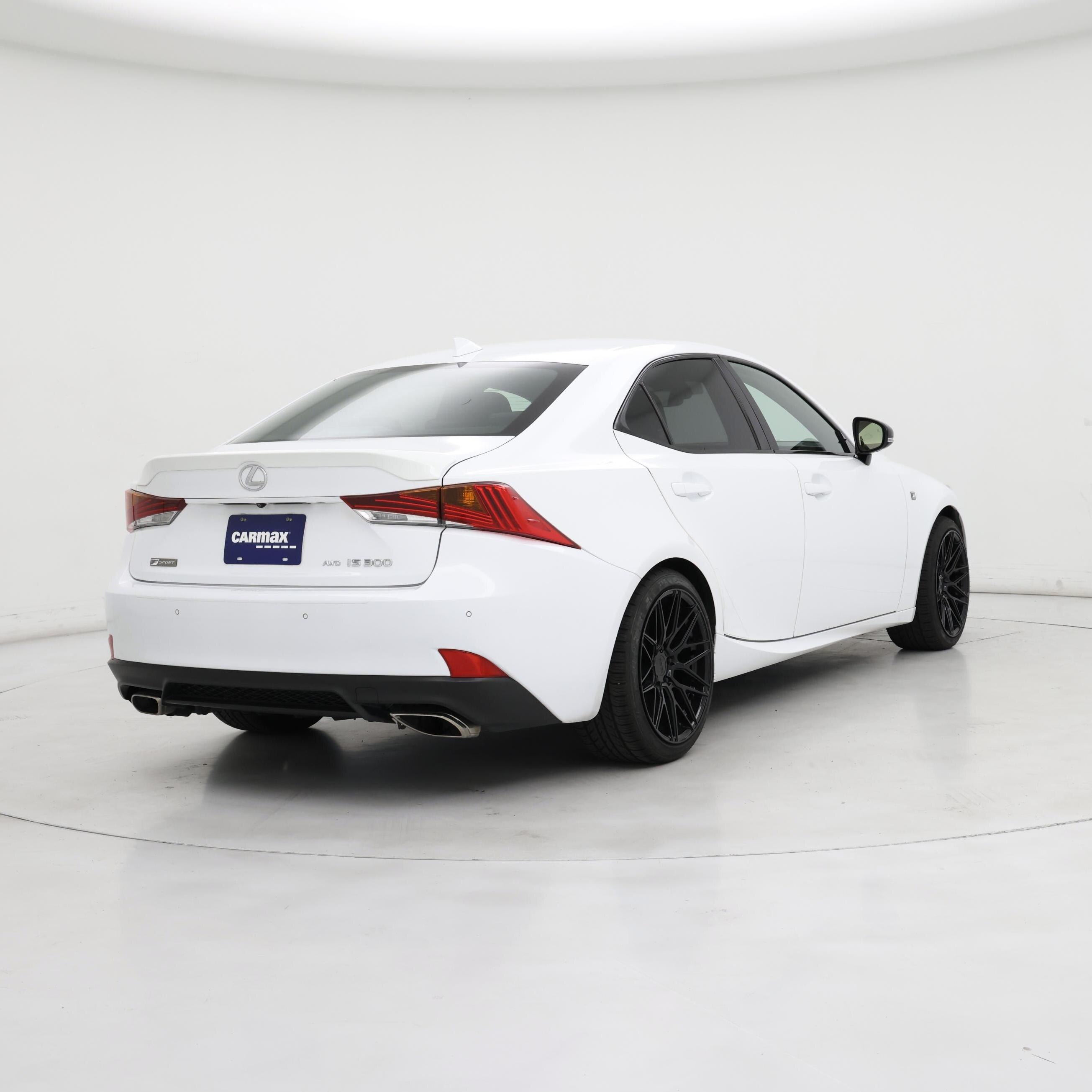 Thumbnail: 2019 Lexus IS - 8