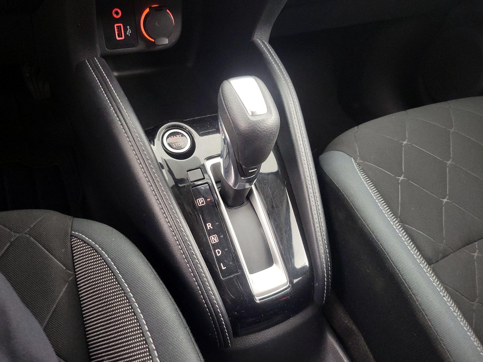 Thumbnail: 2020 Nissan Kicks - 17