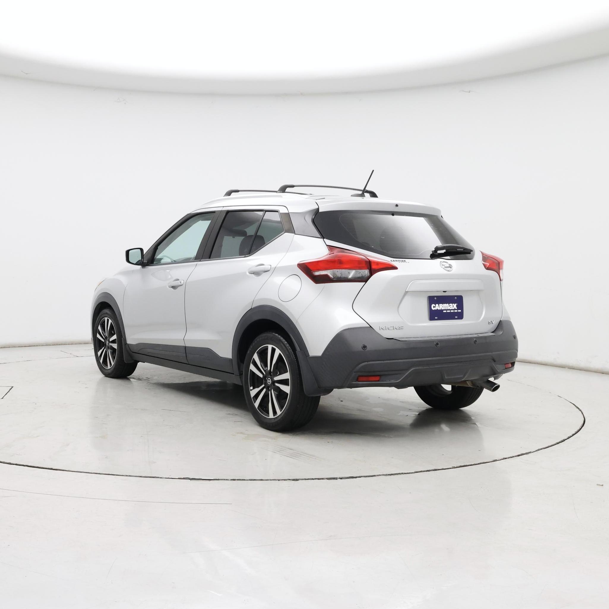 Thumbnail: 2020 Nissan Kicks - 2