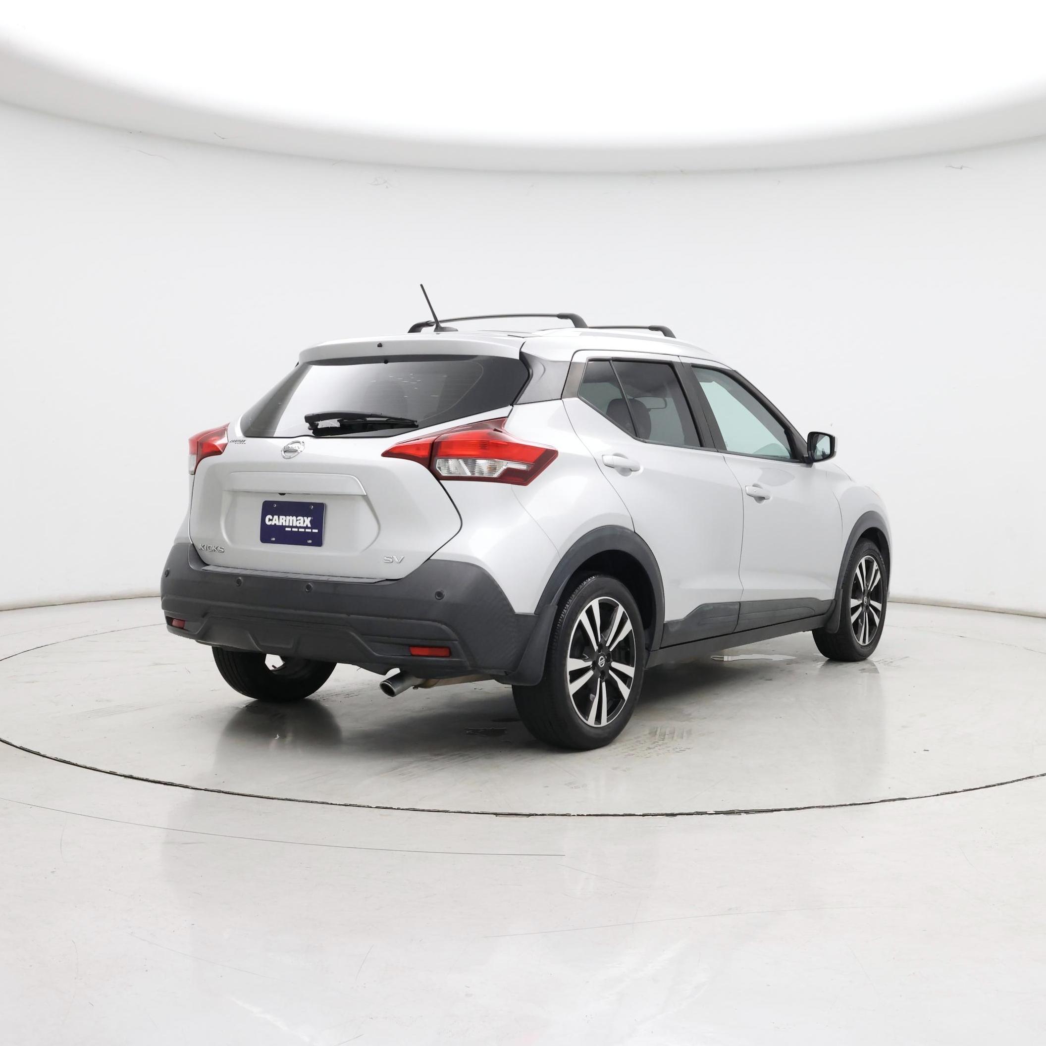 Thumbnail: 2020 Nissan Kicks - 8