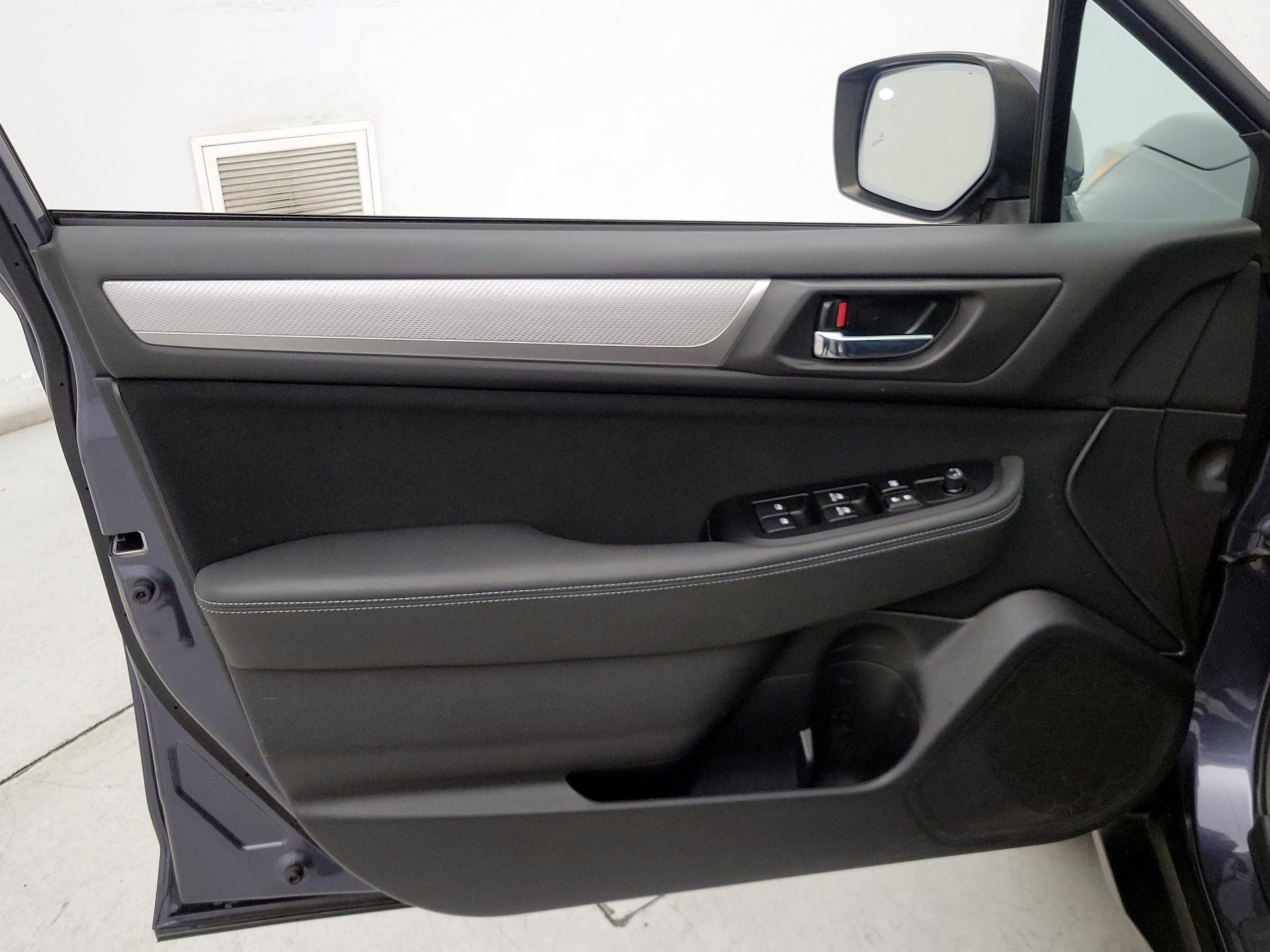 Thumbnail: 2016 Subaru Outback - 12