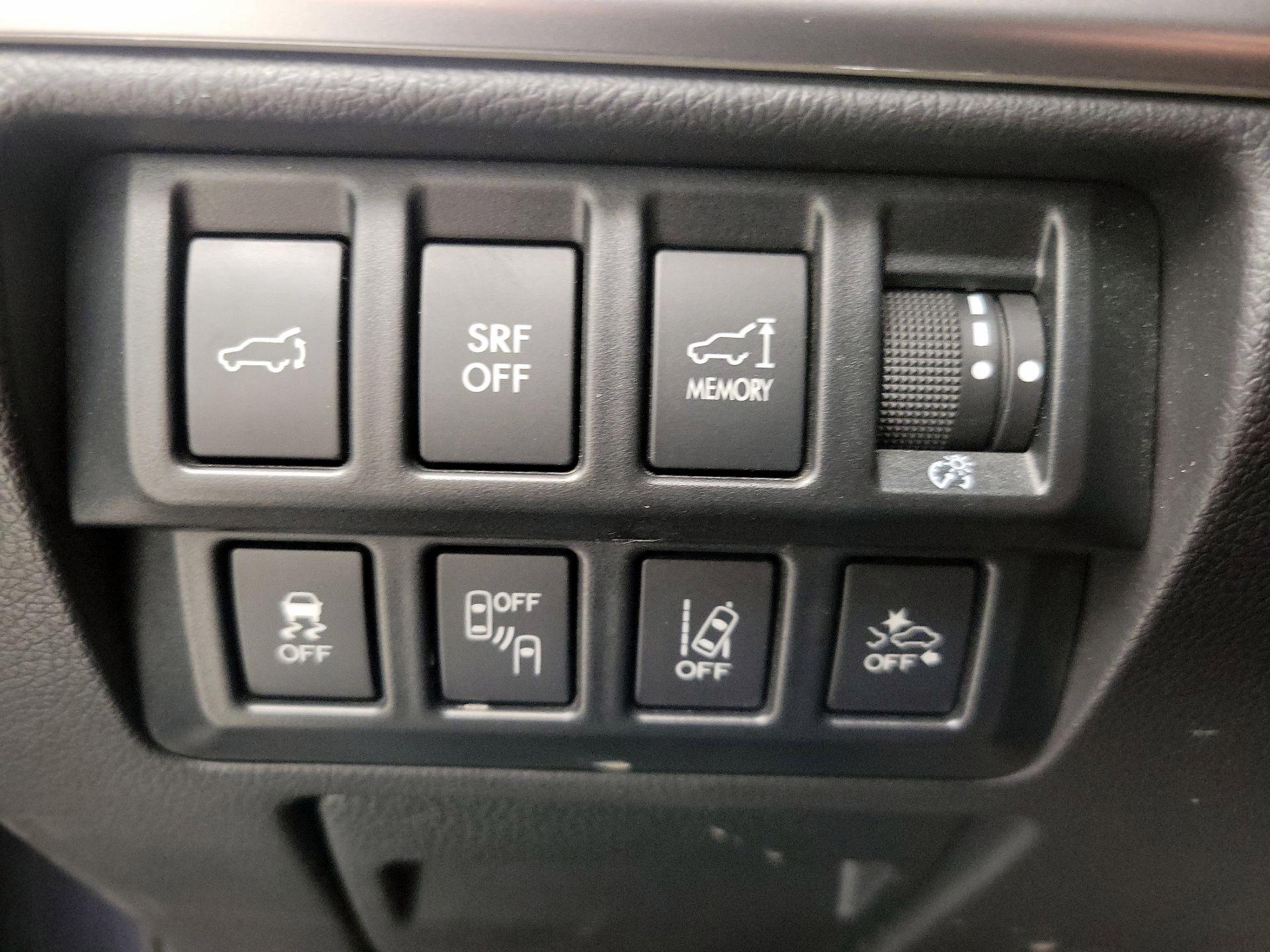 Thumbnail: 2016 Subaru Outback - 13