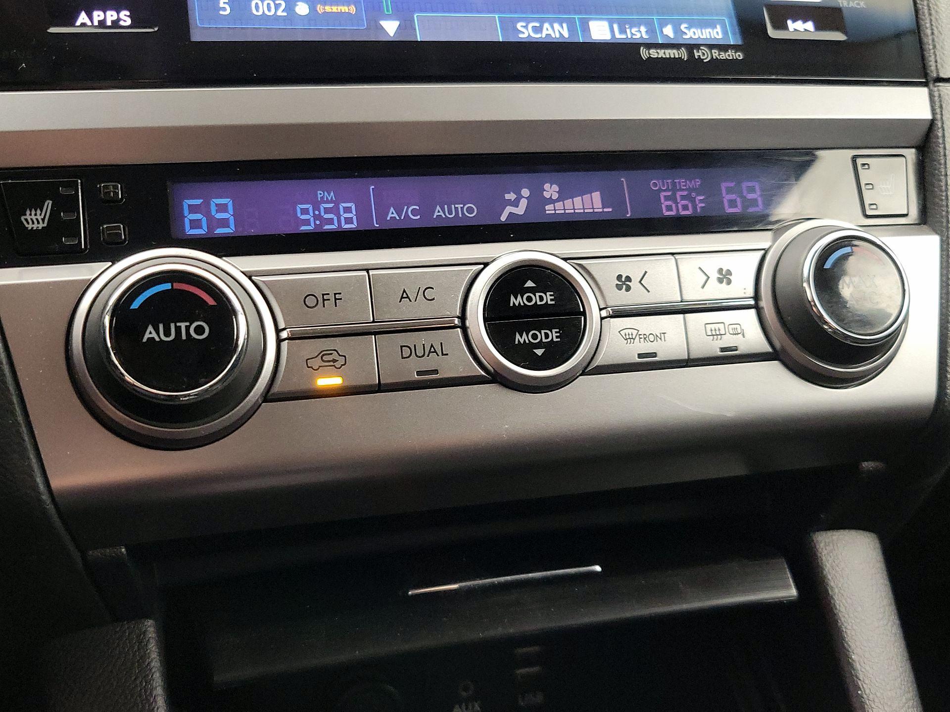 Thumbnail: 2016 Subaru Outback - 17