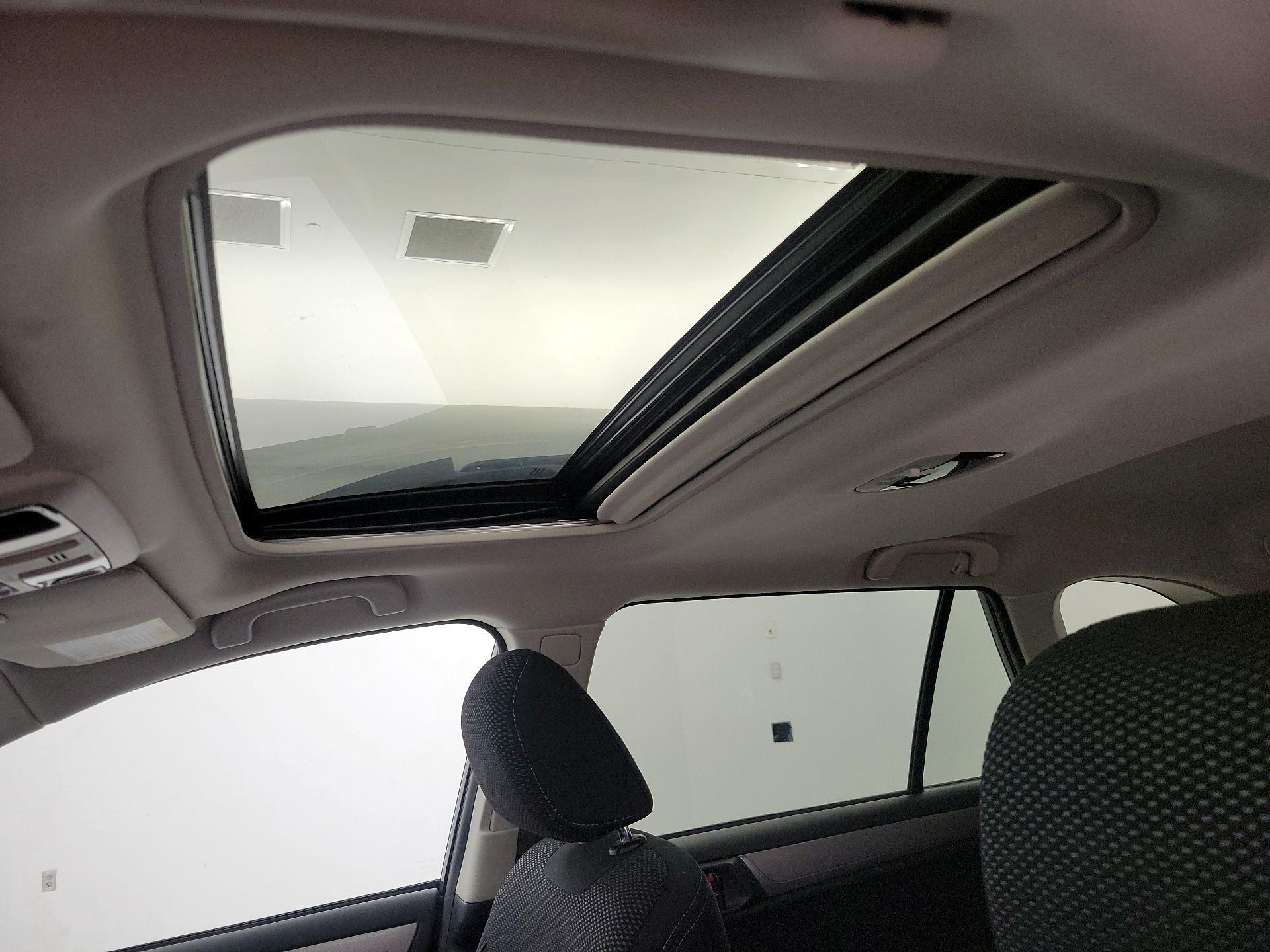 Thumbnail: 2016 Subaru Outback - 20