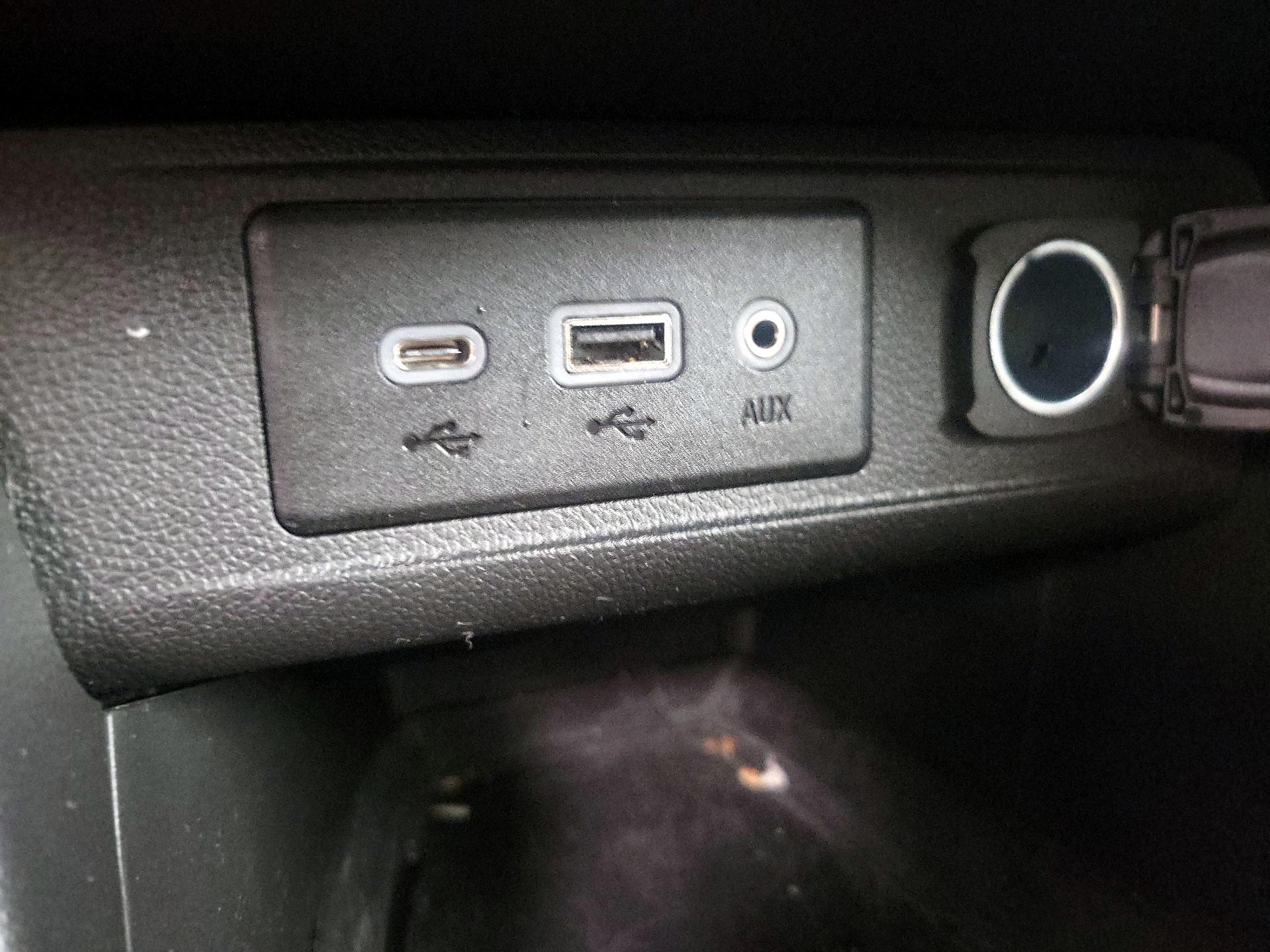 Thumbnail: 2021 Buick Encore GX - 18