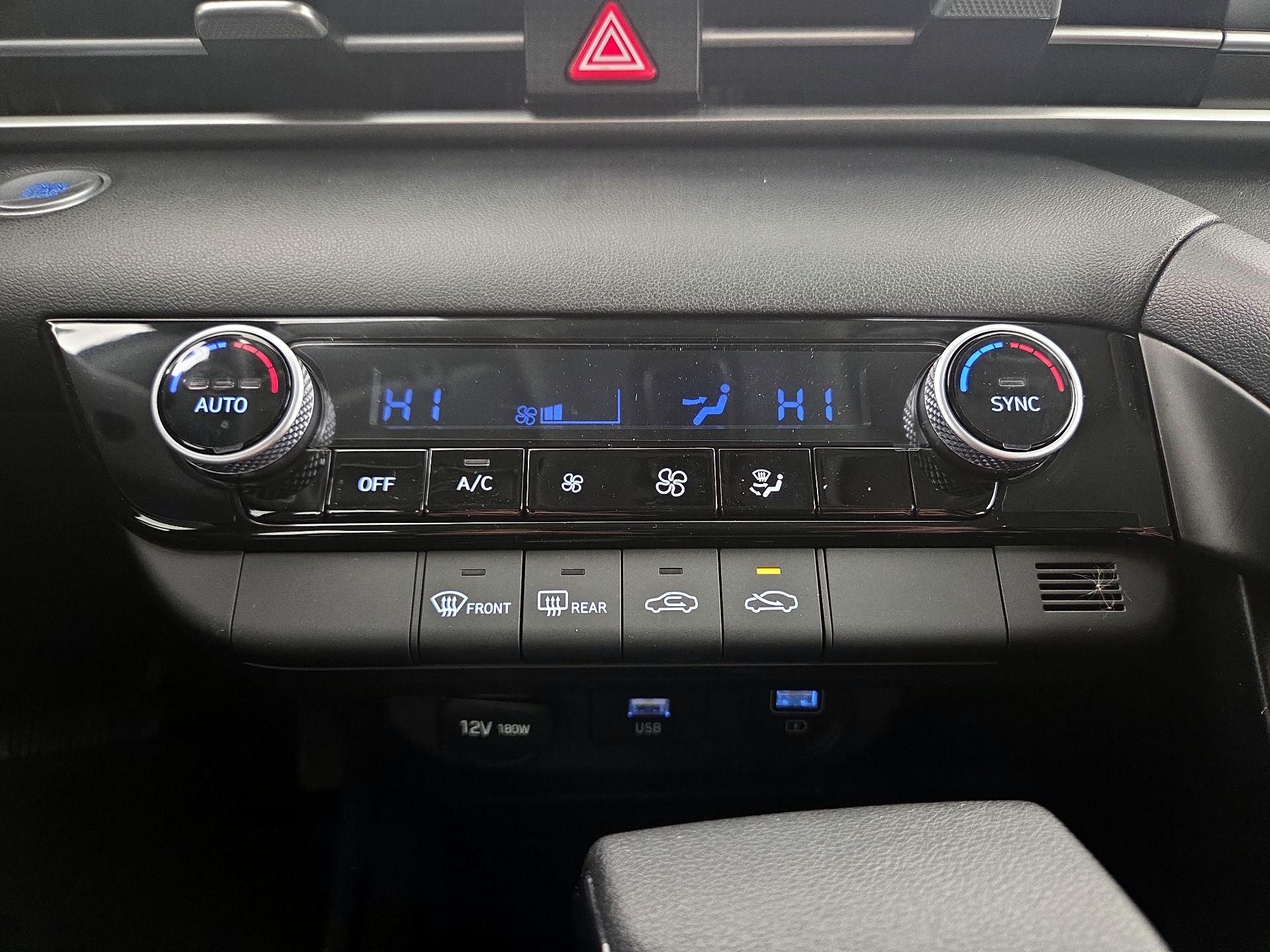 Thumbnail: 2022 Hyundai Elantra - 16