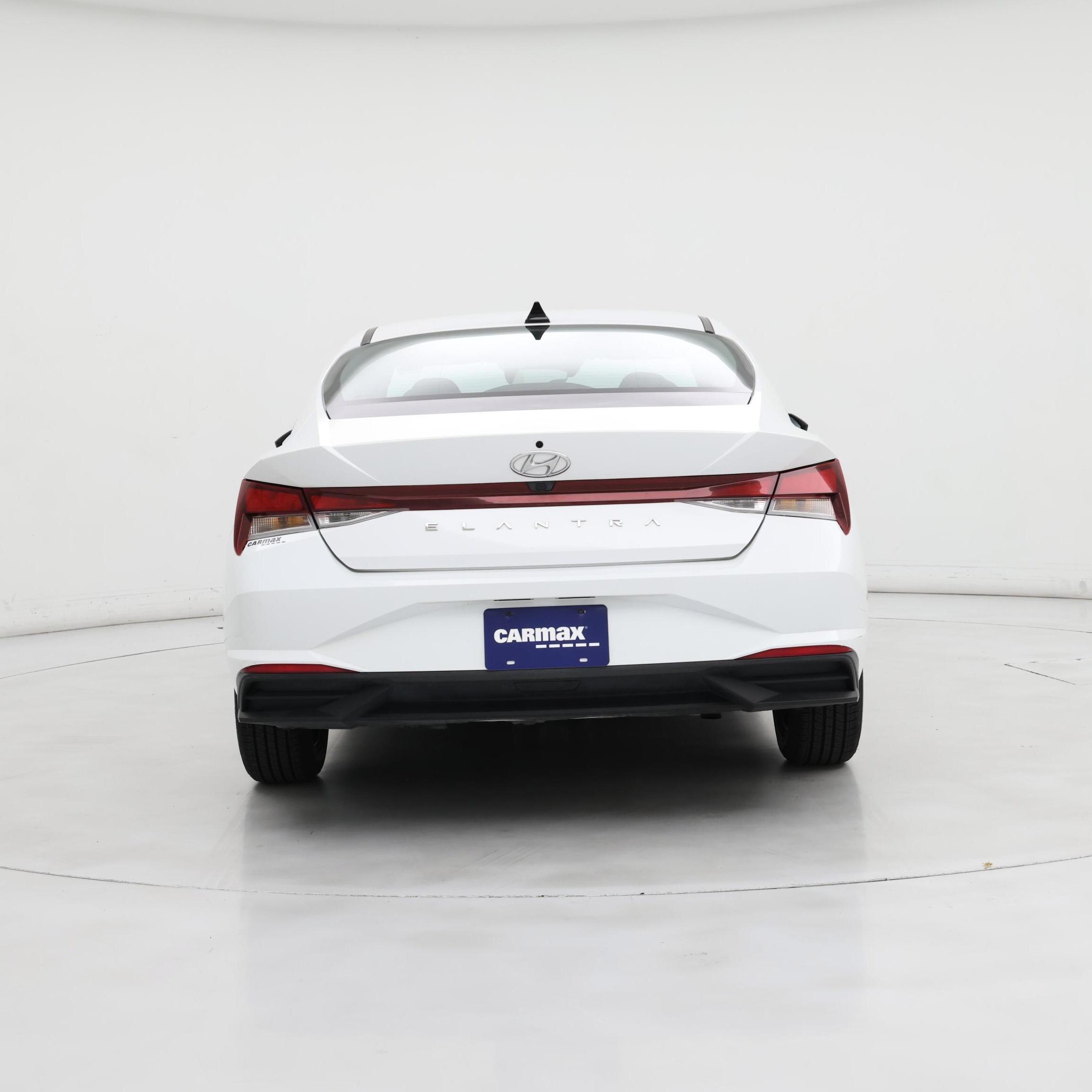 Thumbnail: 2022 Hyundai Elantra - 6