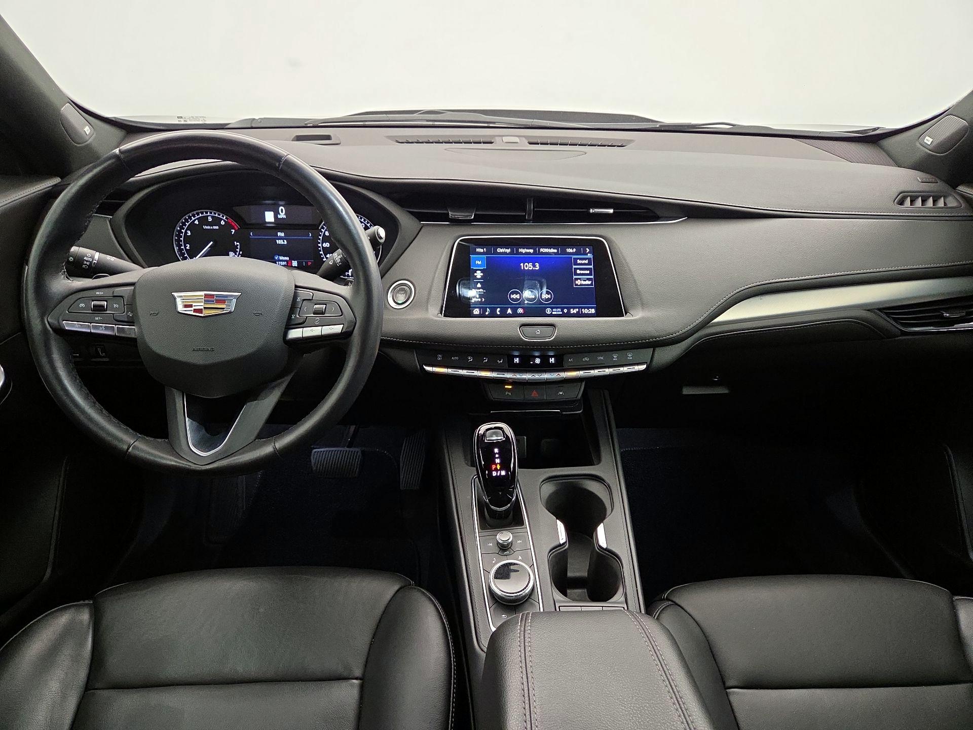 Thumbnail: 2023 Cadillac XT4 - 9