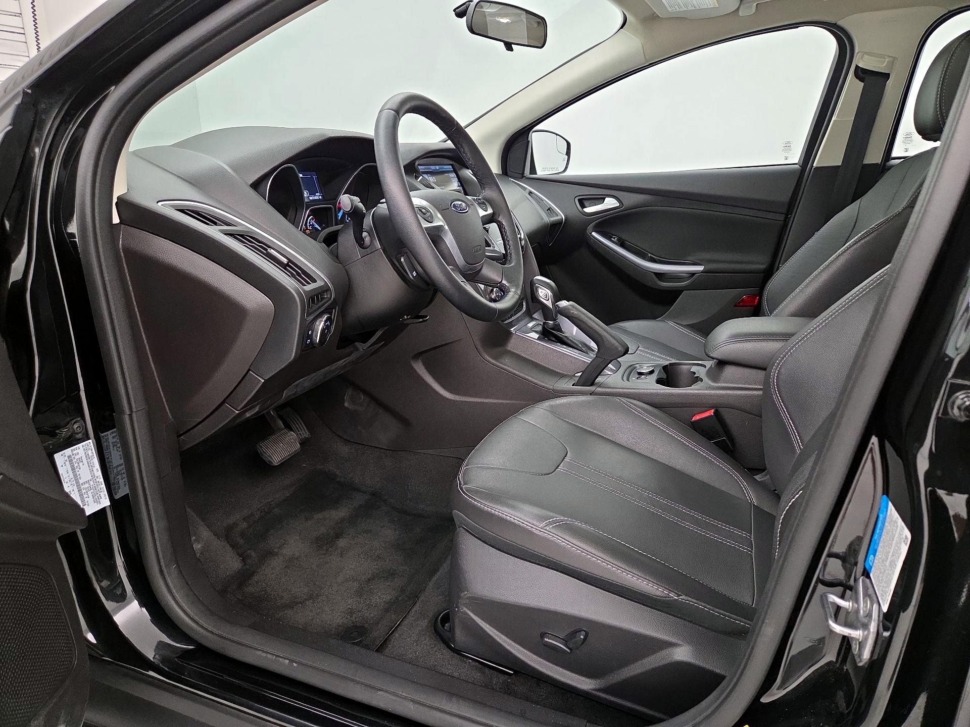 Thumbnail: 2014 Ford Focus - 11