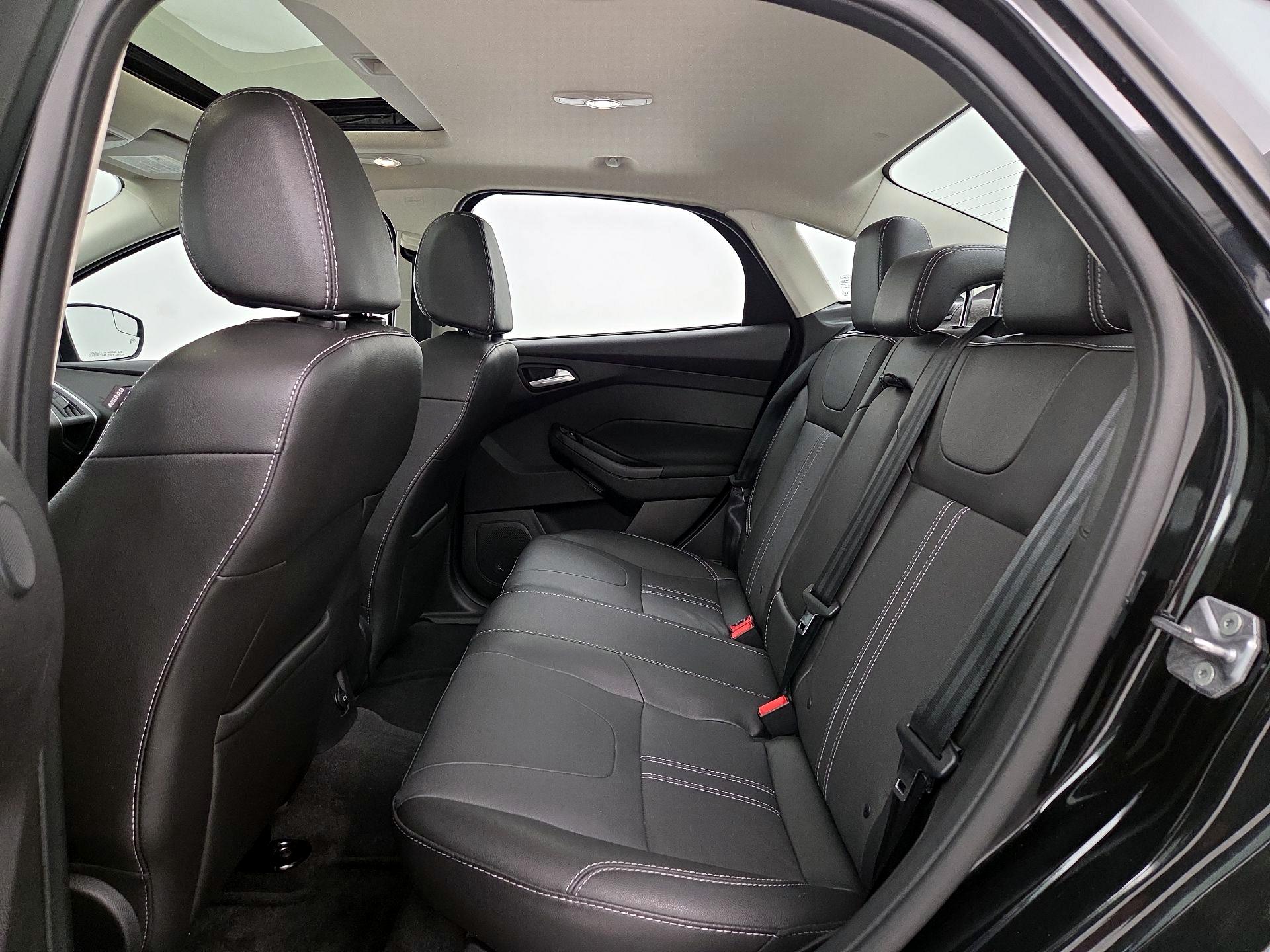 Thumbnail: 2014 Ford Focus - 20