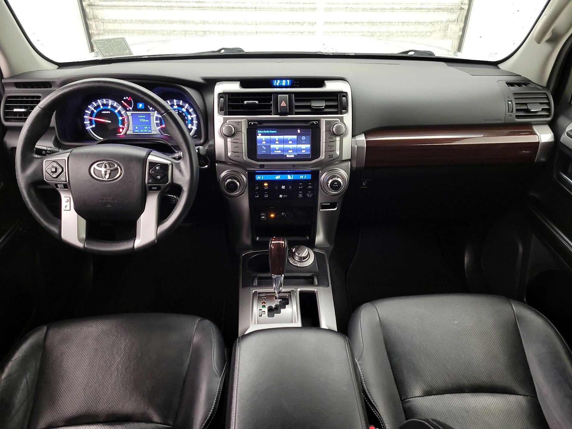 Thumbnail: 2015 Toyota 4Runner - 9