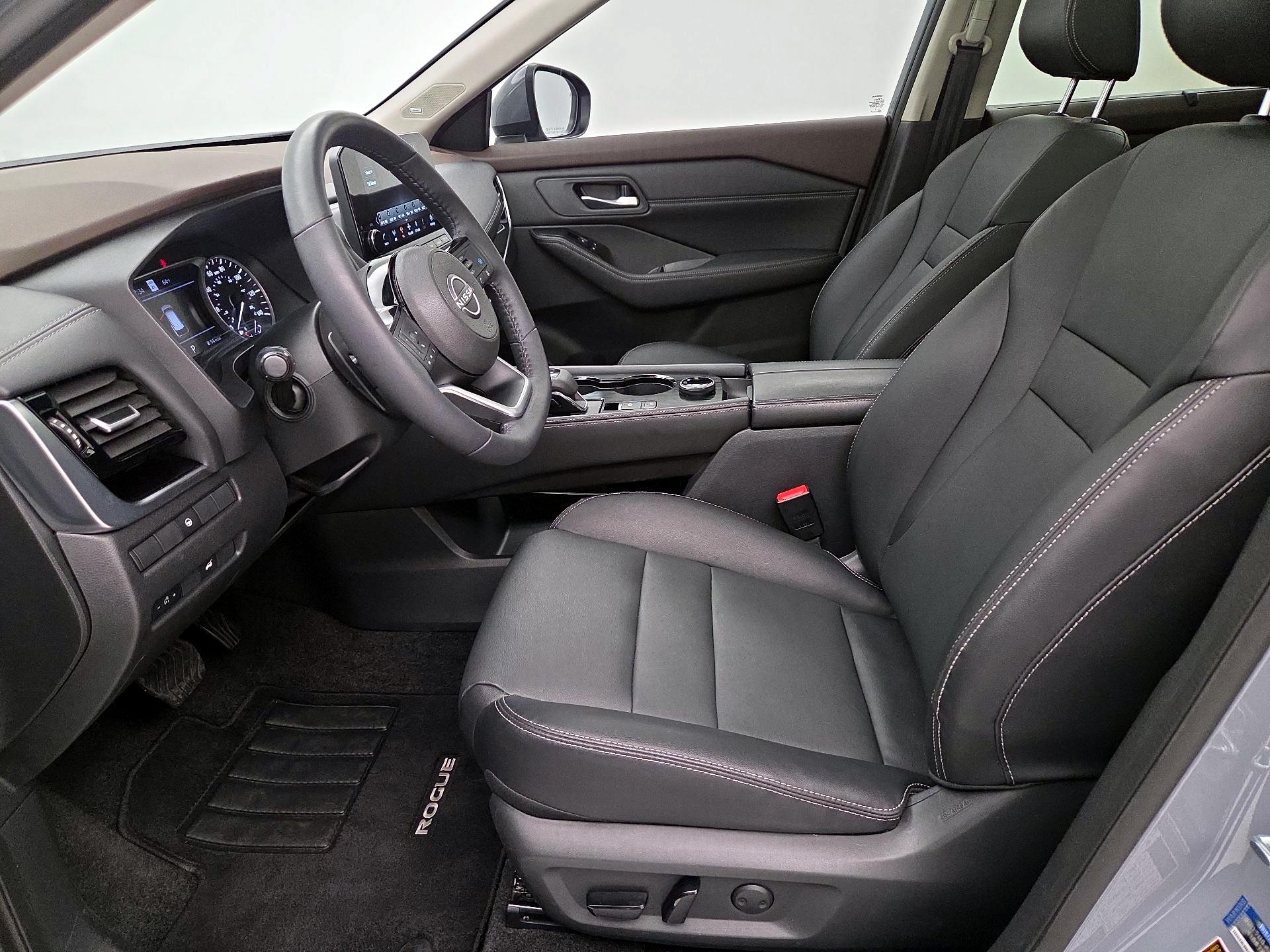 Thumbnail: 2022 Nissan Rogue - 11