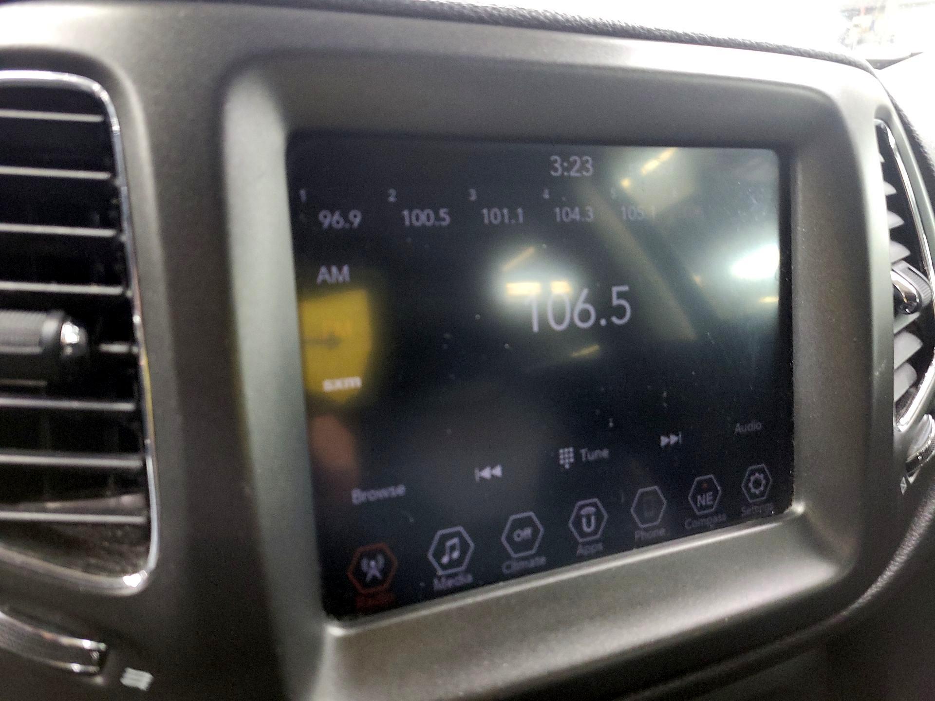 Thumbnail: 2019 Jeep Compass - 15