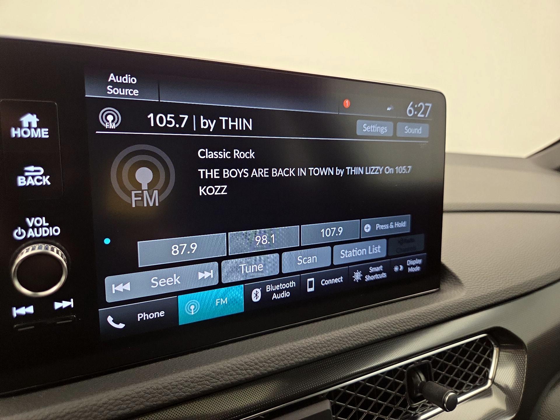 Thumbnail: 2025 Acura Integra - 15