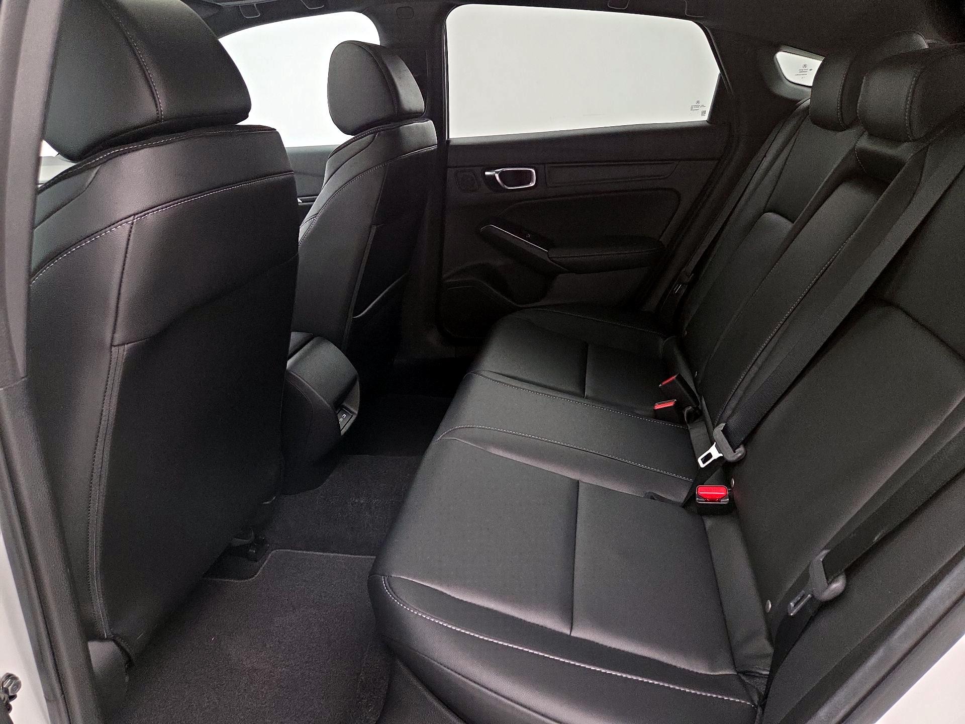 Thumbnail: 2025 Acura Integra - 19