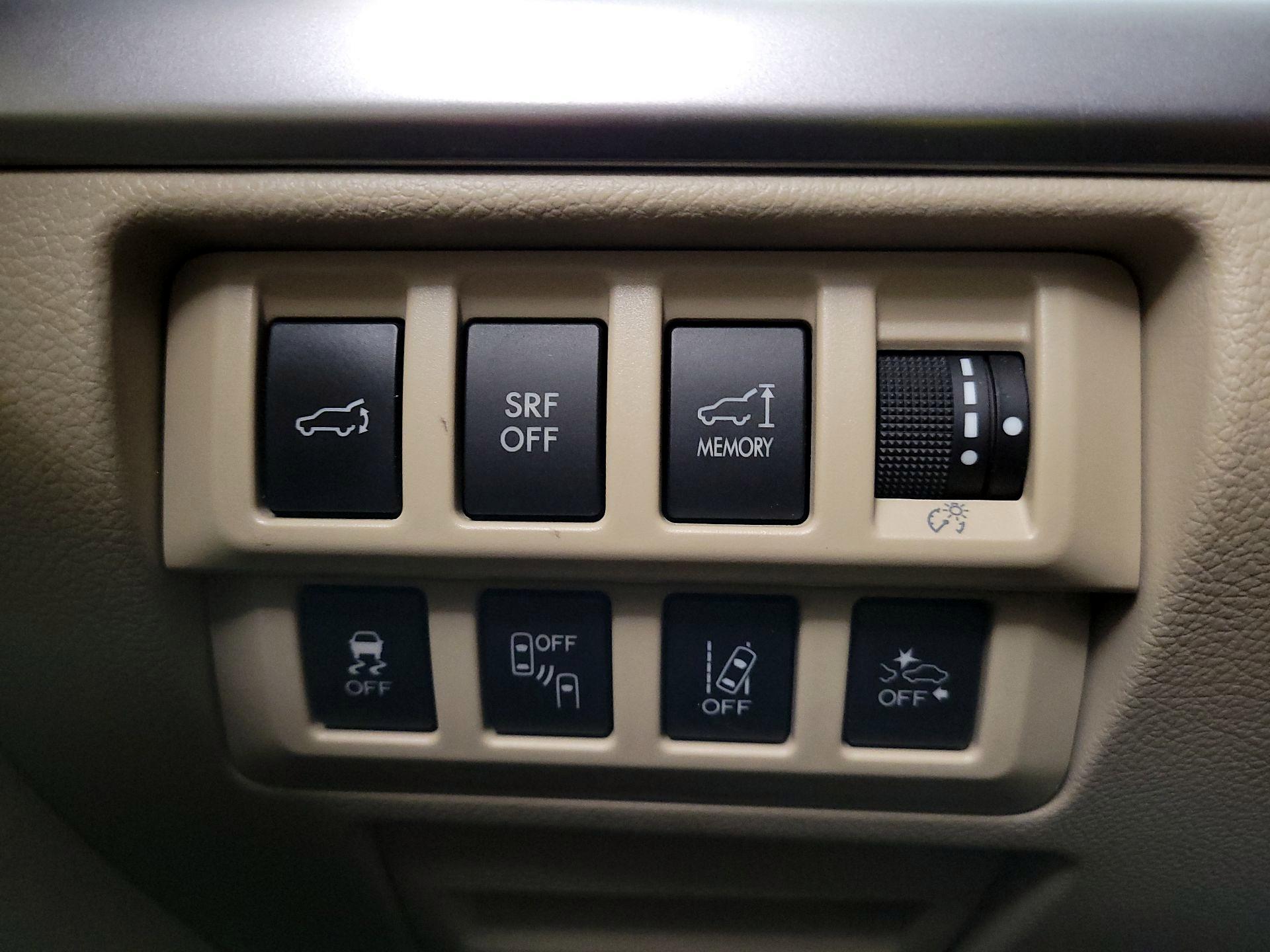 Thumbnail: 2015 Subaru Outback - 13