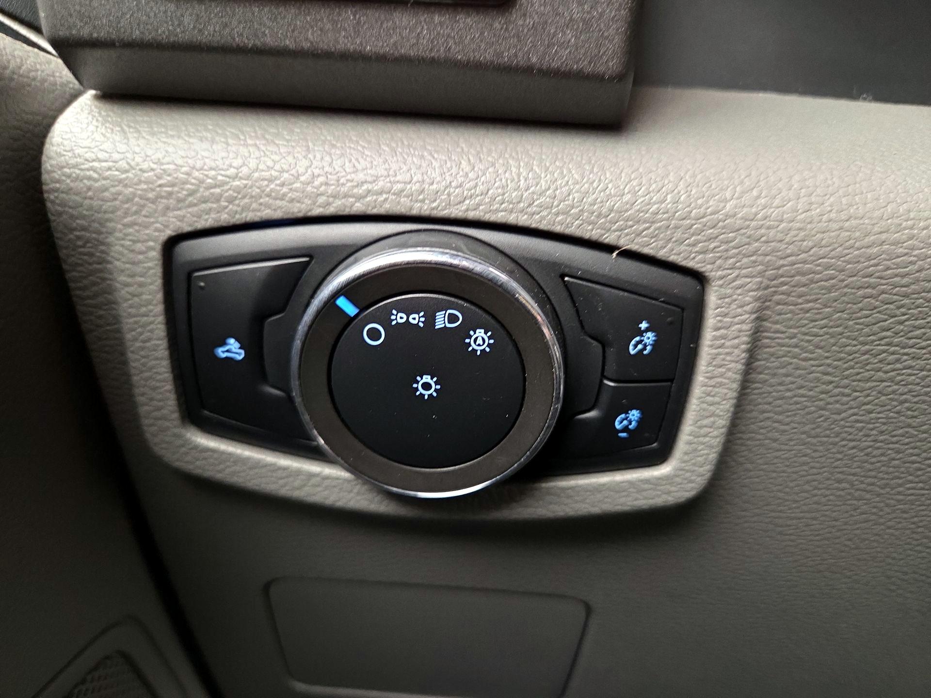 Thumbnail: 2019 Ford F-350 - 13