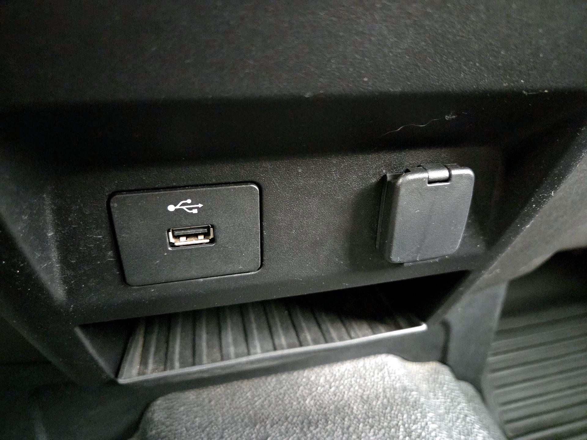 Thumbnail: 2019 Ford F-350 - 18