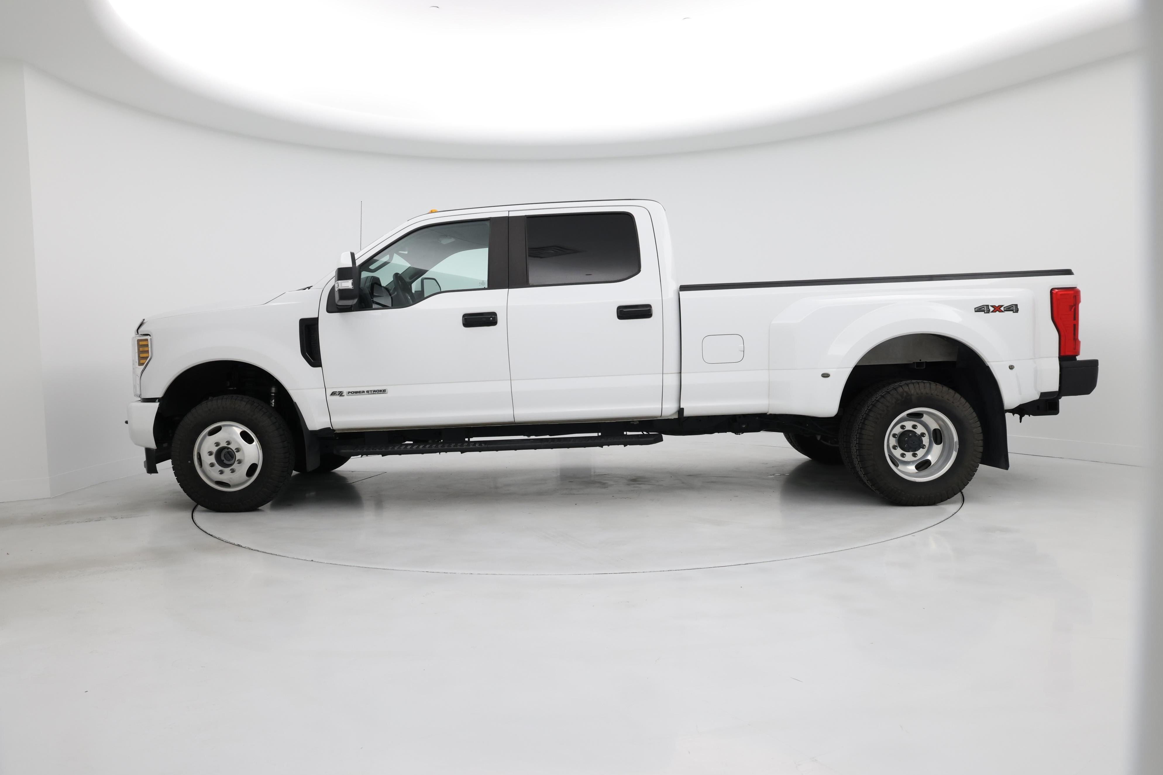 Thumbnail: 2019 Ford F-350 - 3