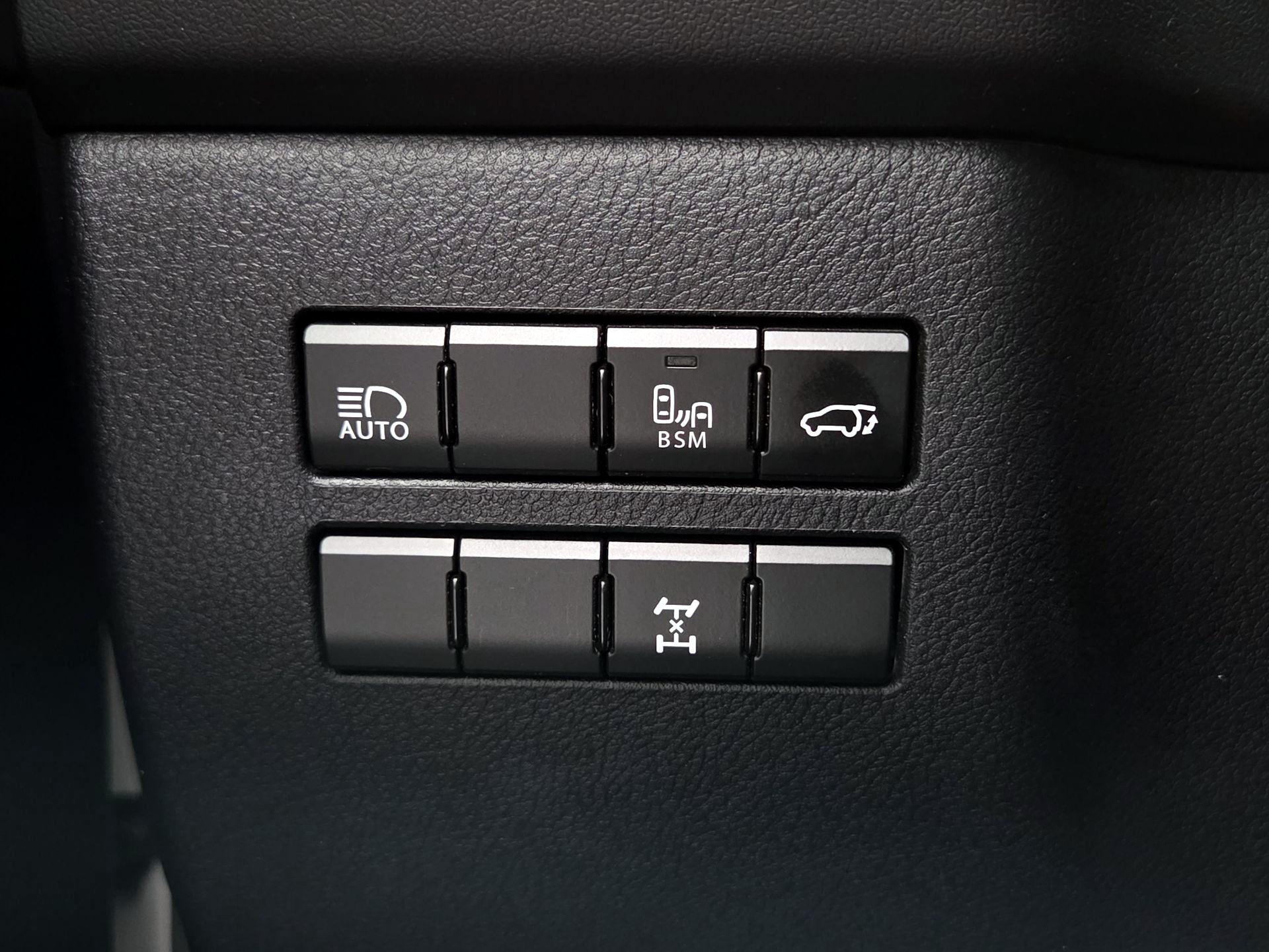 Thumbnail: 2018 Lexus NX - 13