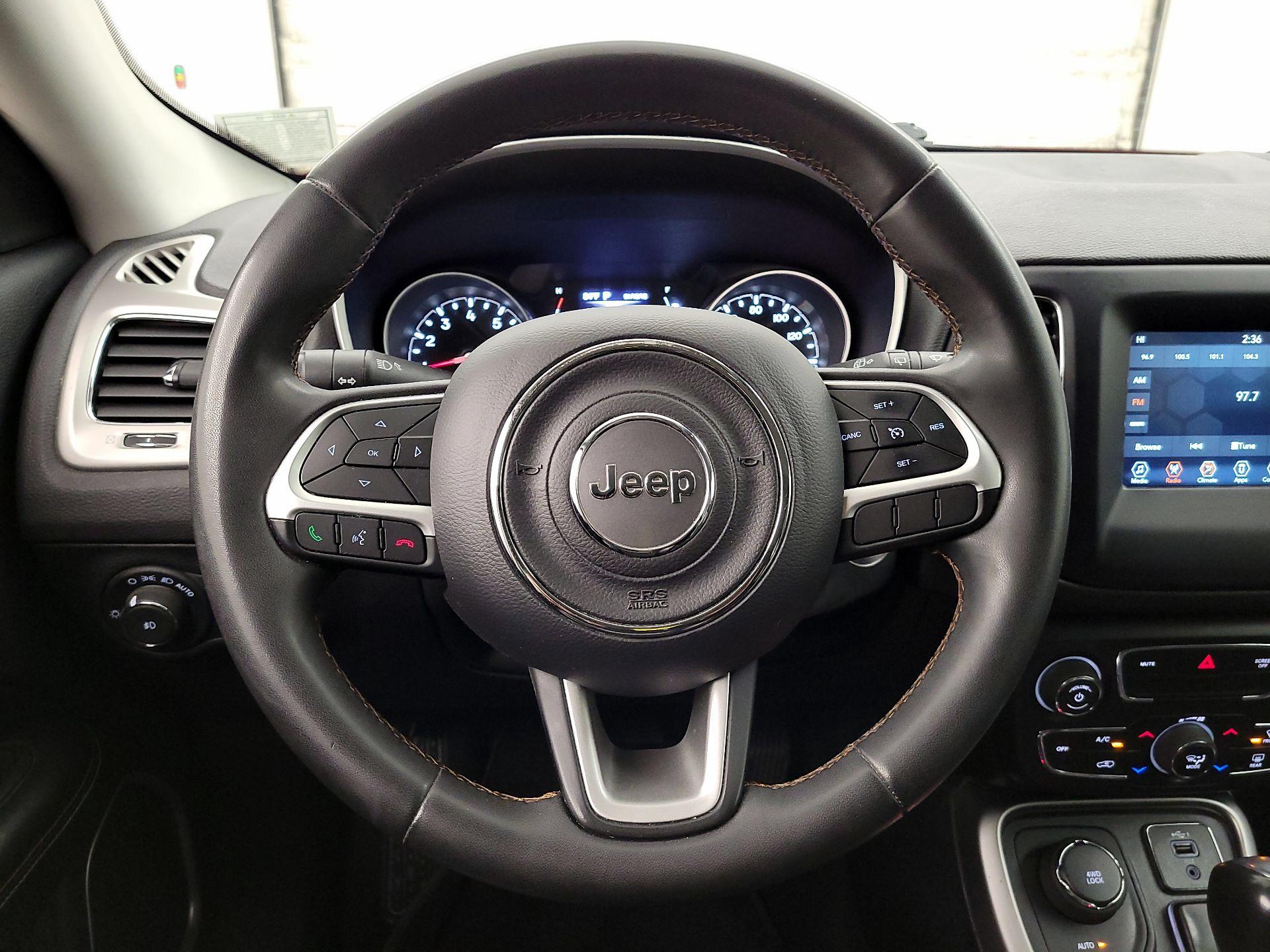 Thumbnail: 2021 Jeep Compass - 10