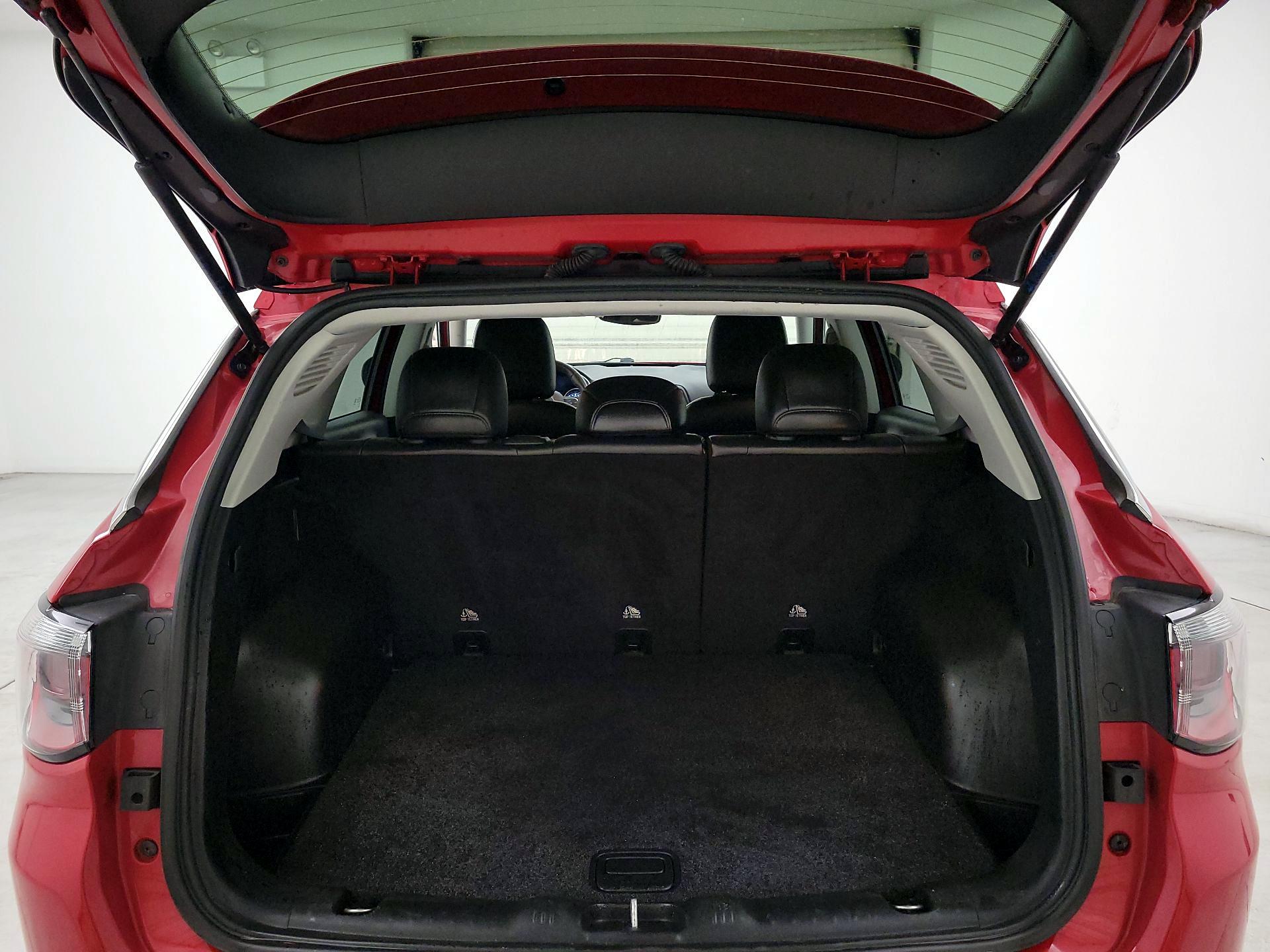 Thumbnail: 2021 Jeep Compass - 20