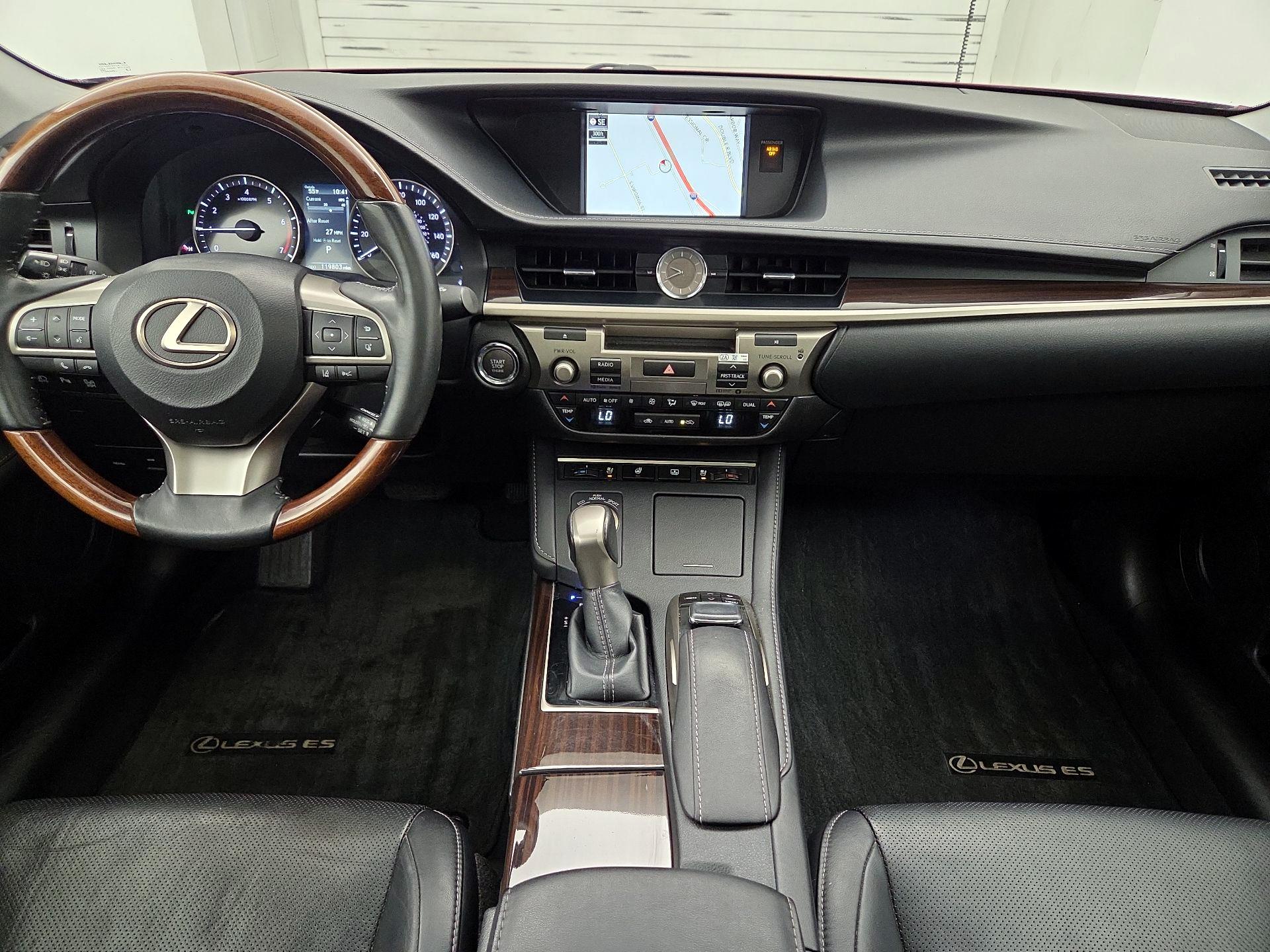 Thumbnail: 2017 Lexus ES - 9