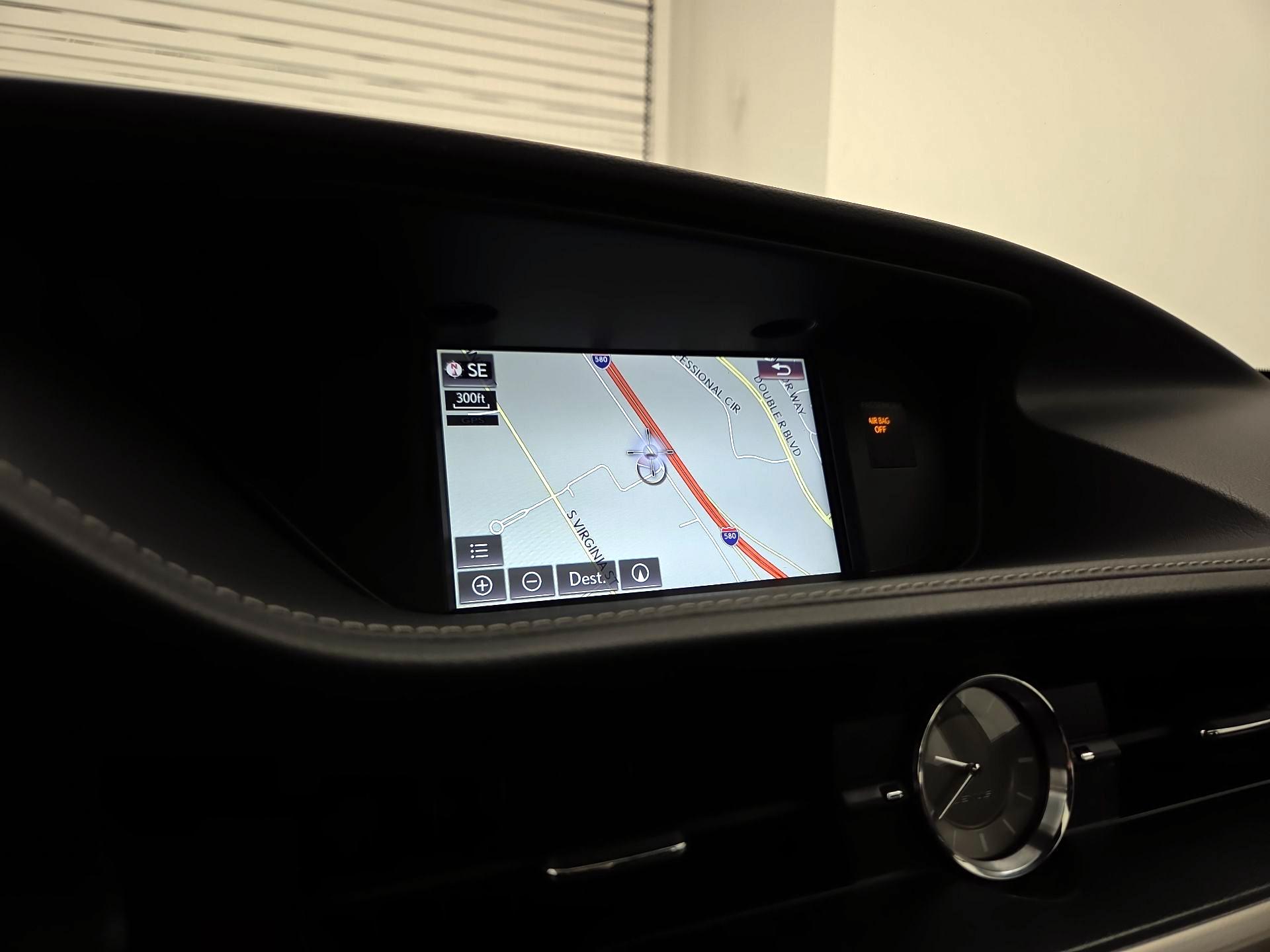 Thumbnail: 2017 Lexus ES - 14