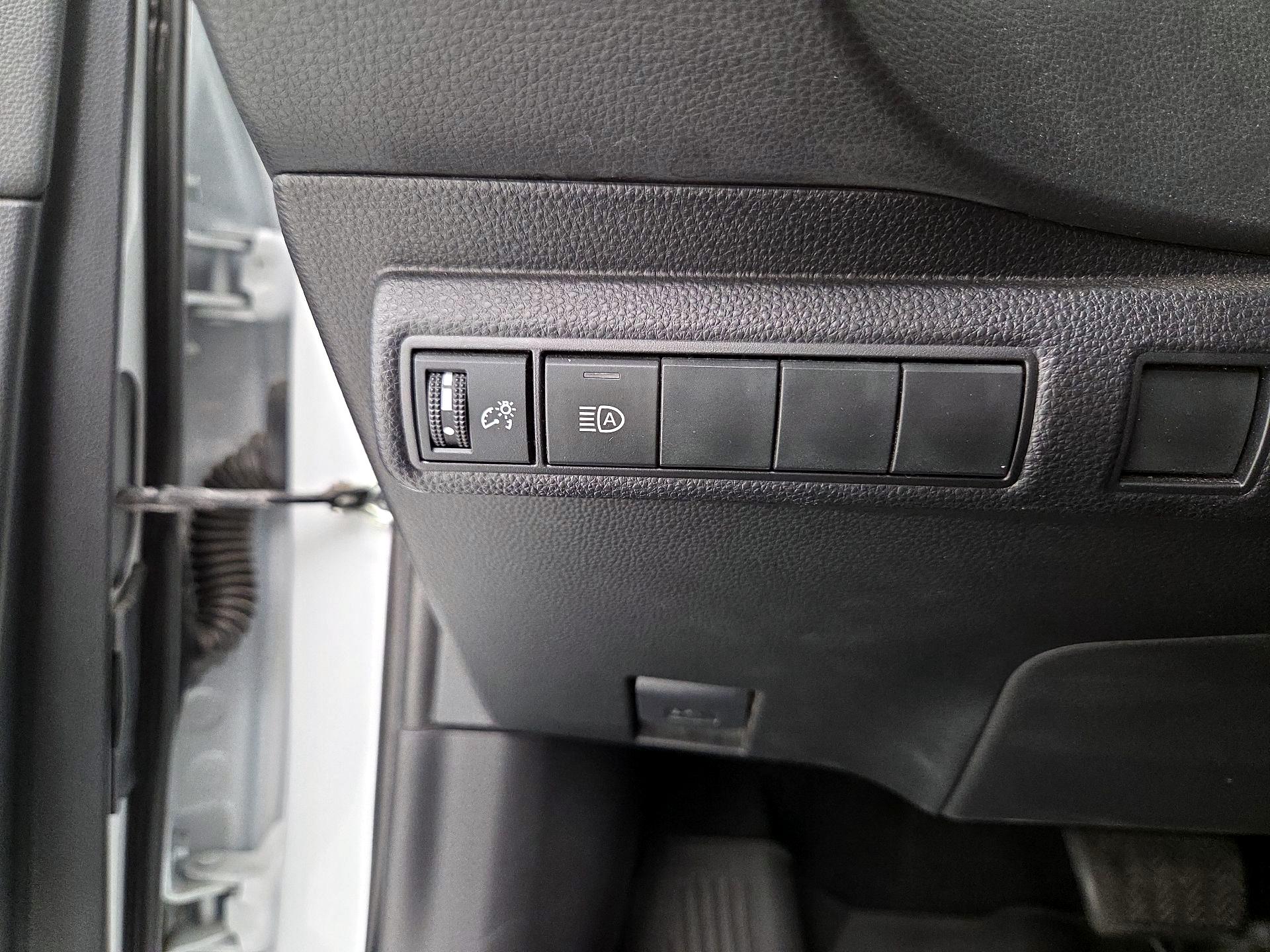 Thumbnail: 2024 Toyota Corolla - 13