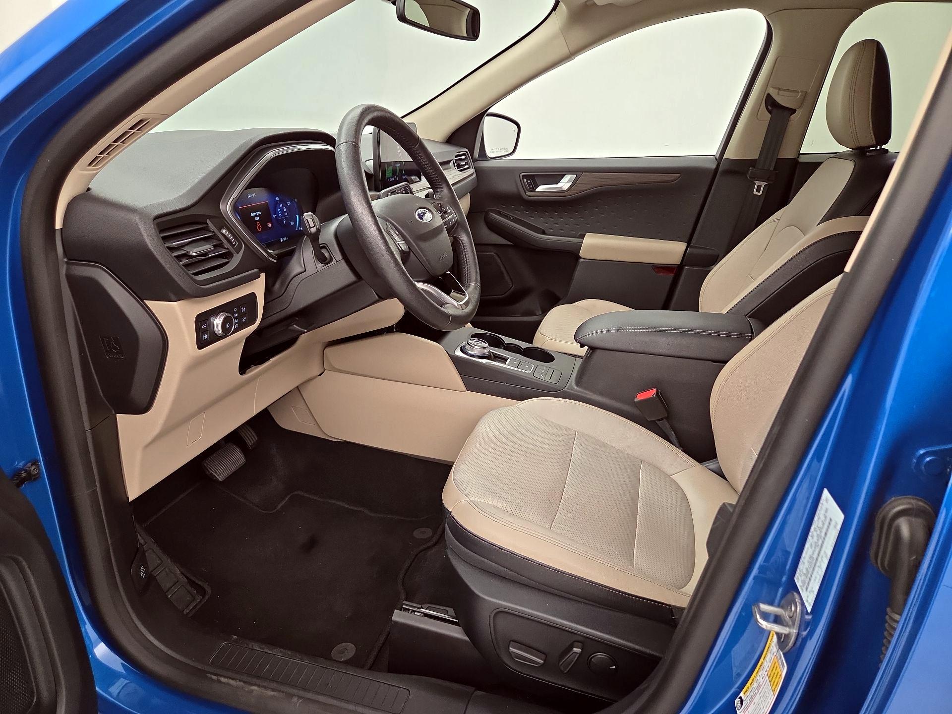 Thumbnail: 2020 Ford Escape - 11