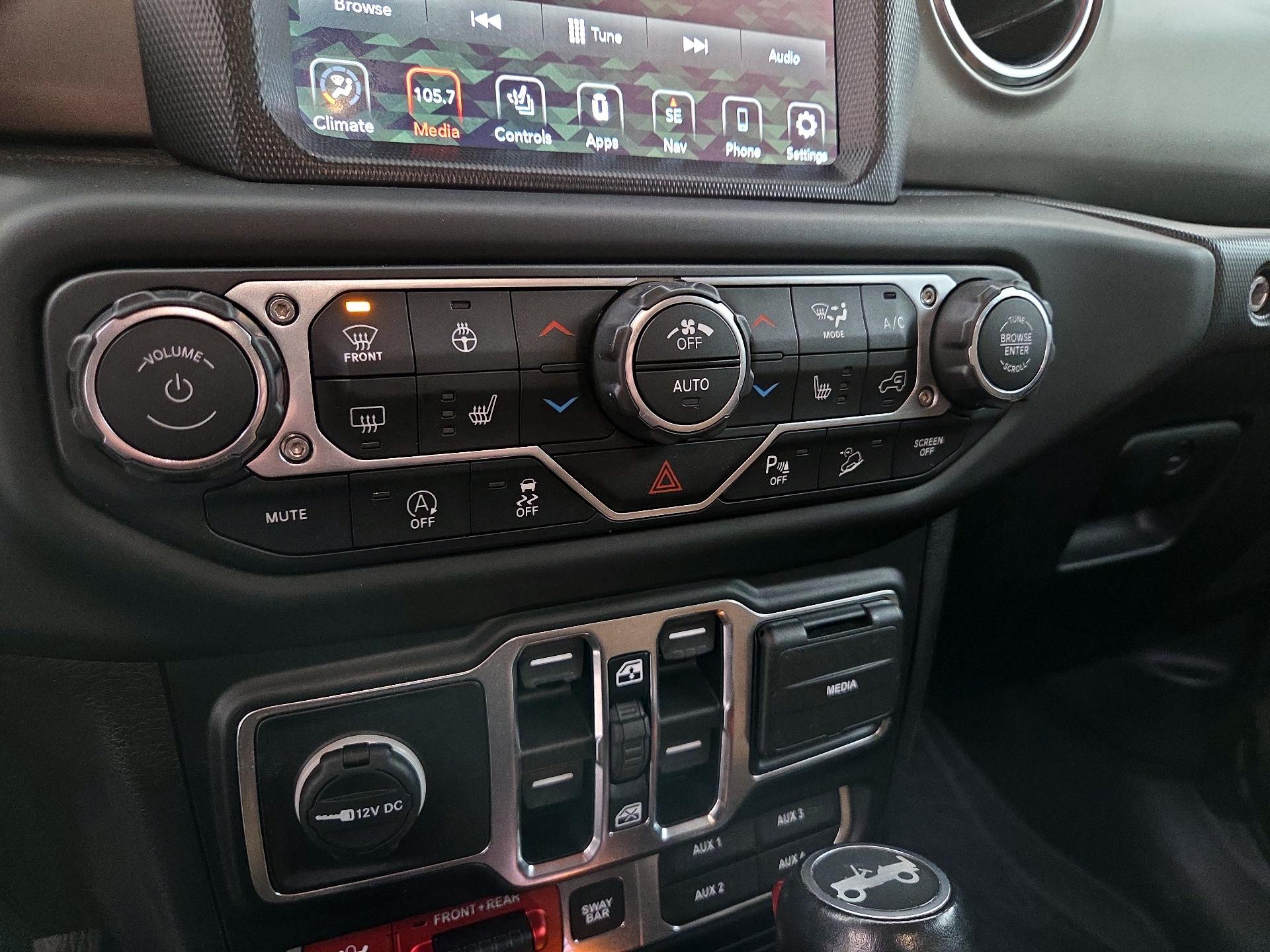 Thumbnail: 2020 Jeep Wrangler - 16