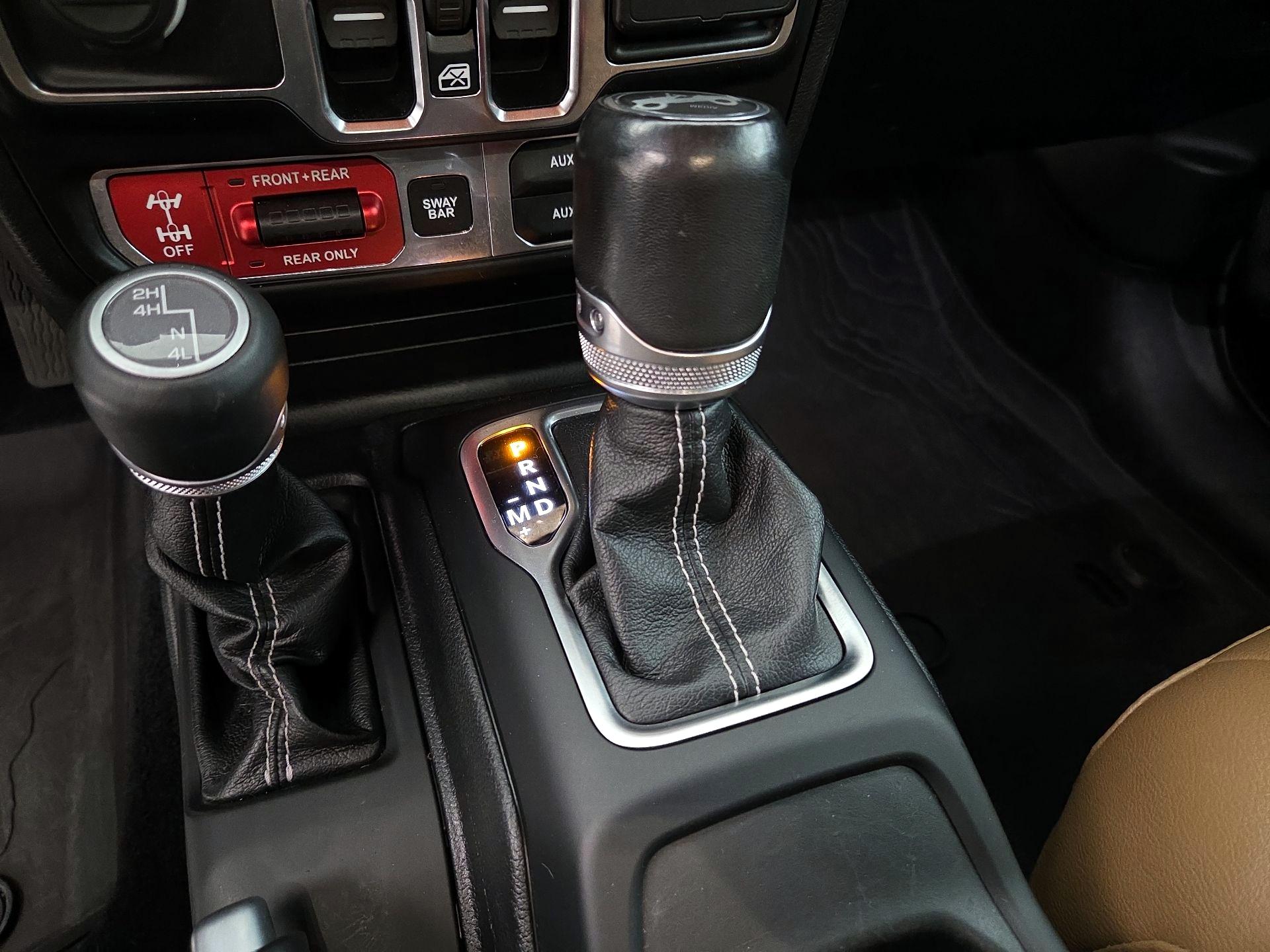 Thumbnail: 2020 Jeep Wrangler - 17