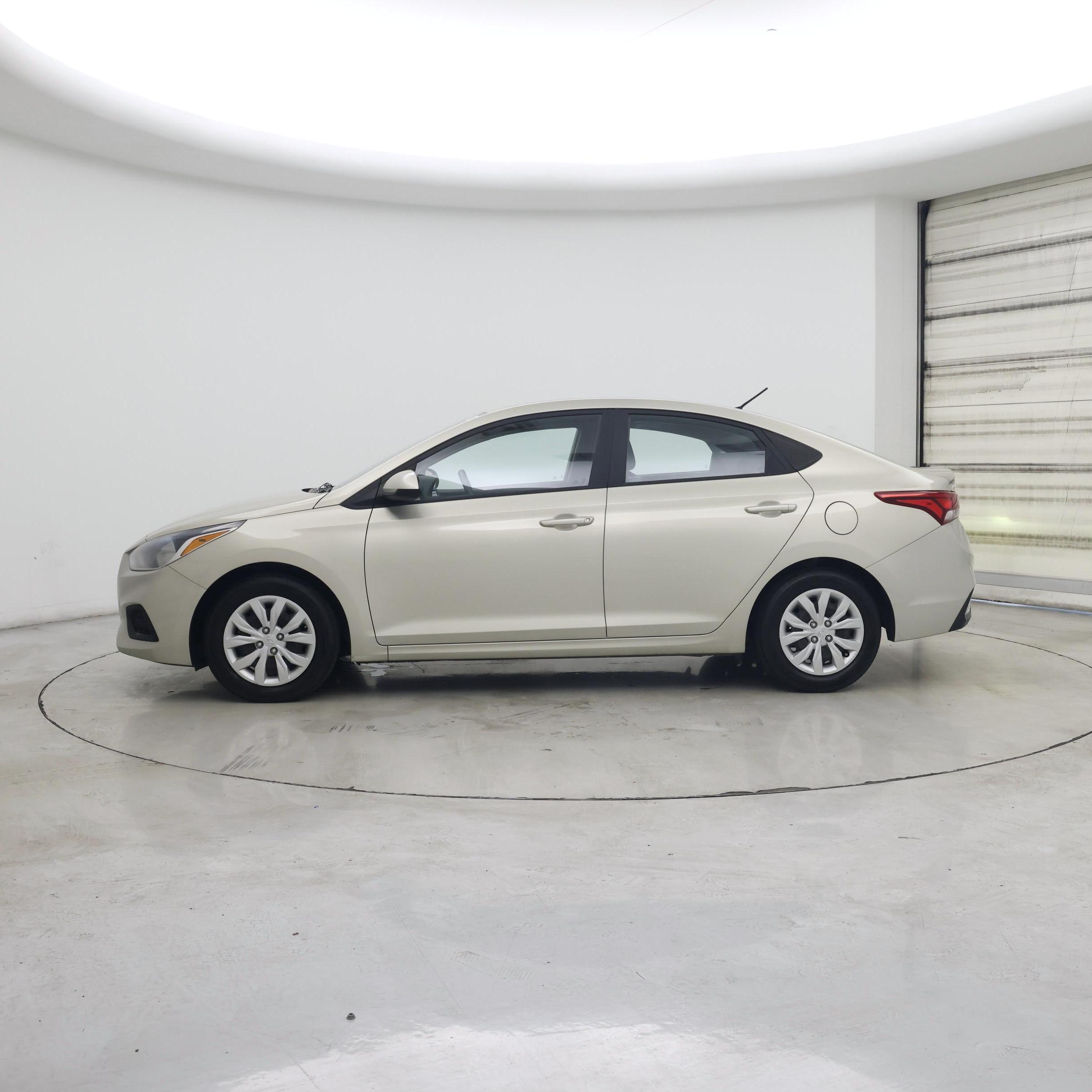 Thumbnail: 2020 Hyundai Accent - 3