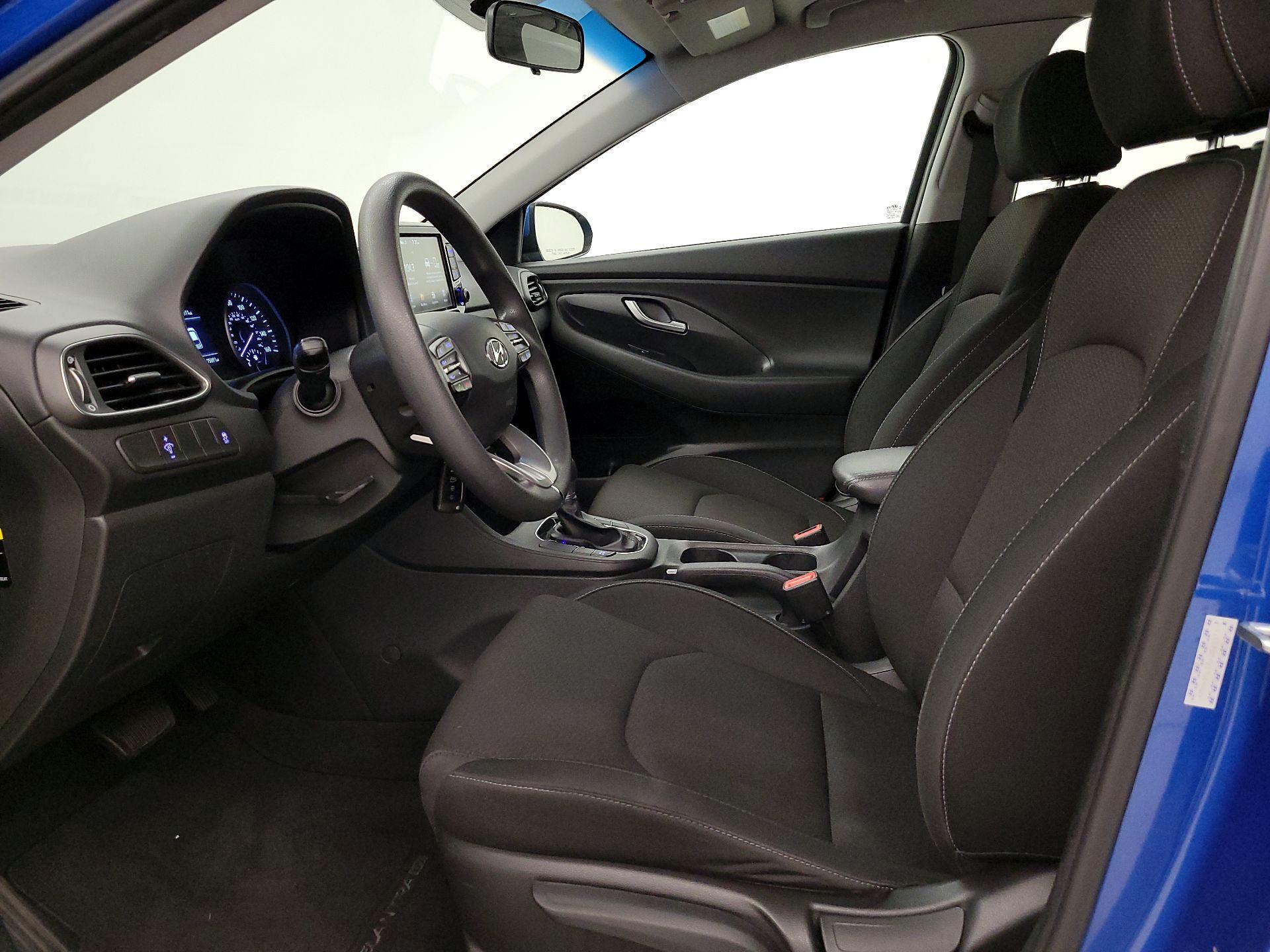 Thumbnail: 2018 Hyundai Elantra - 11