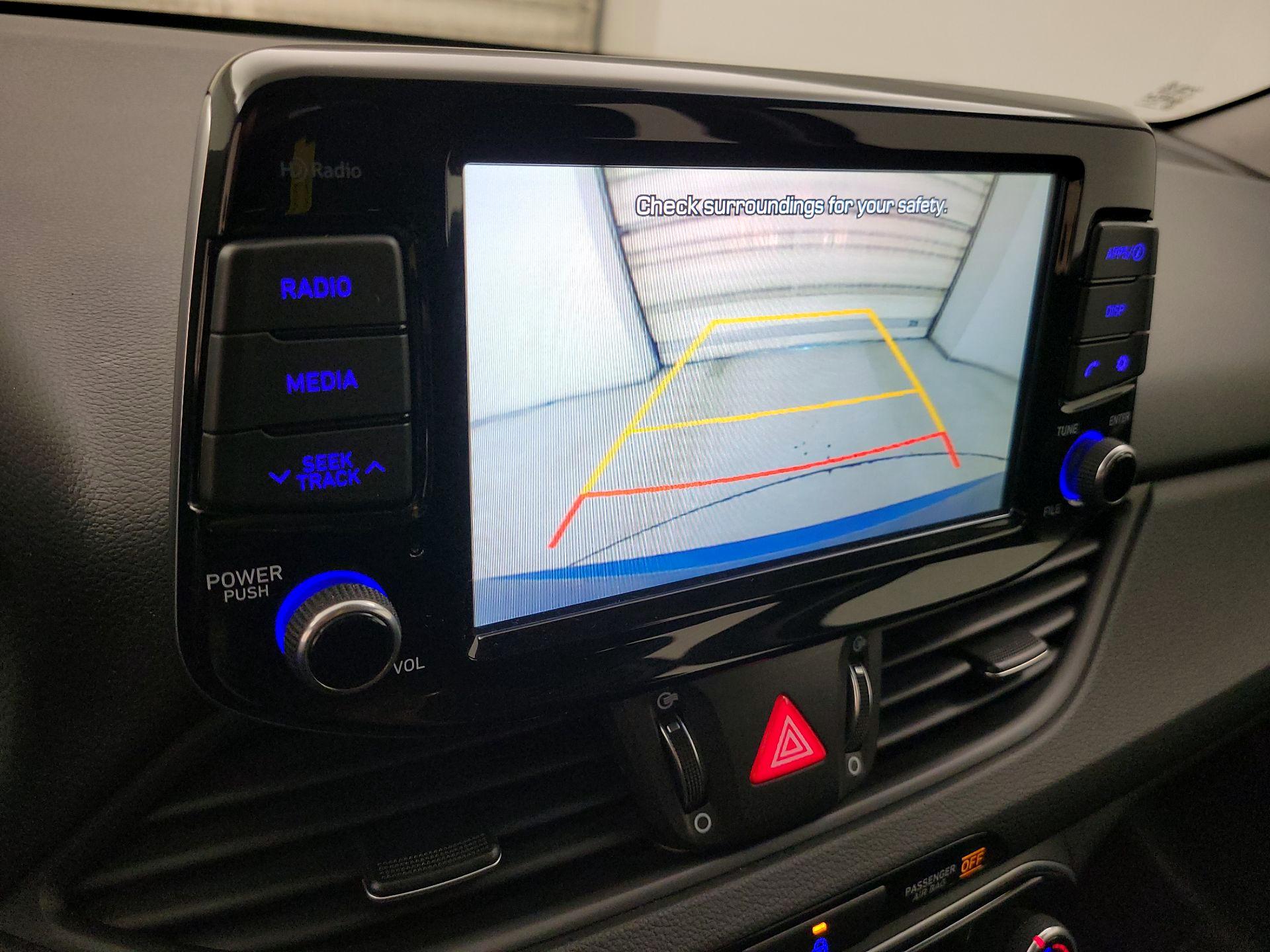 Thumbnail: 2018 Hyundai Elantra - 13