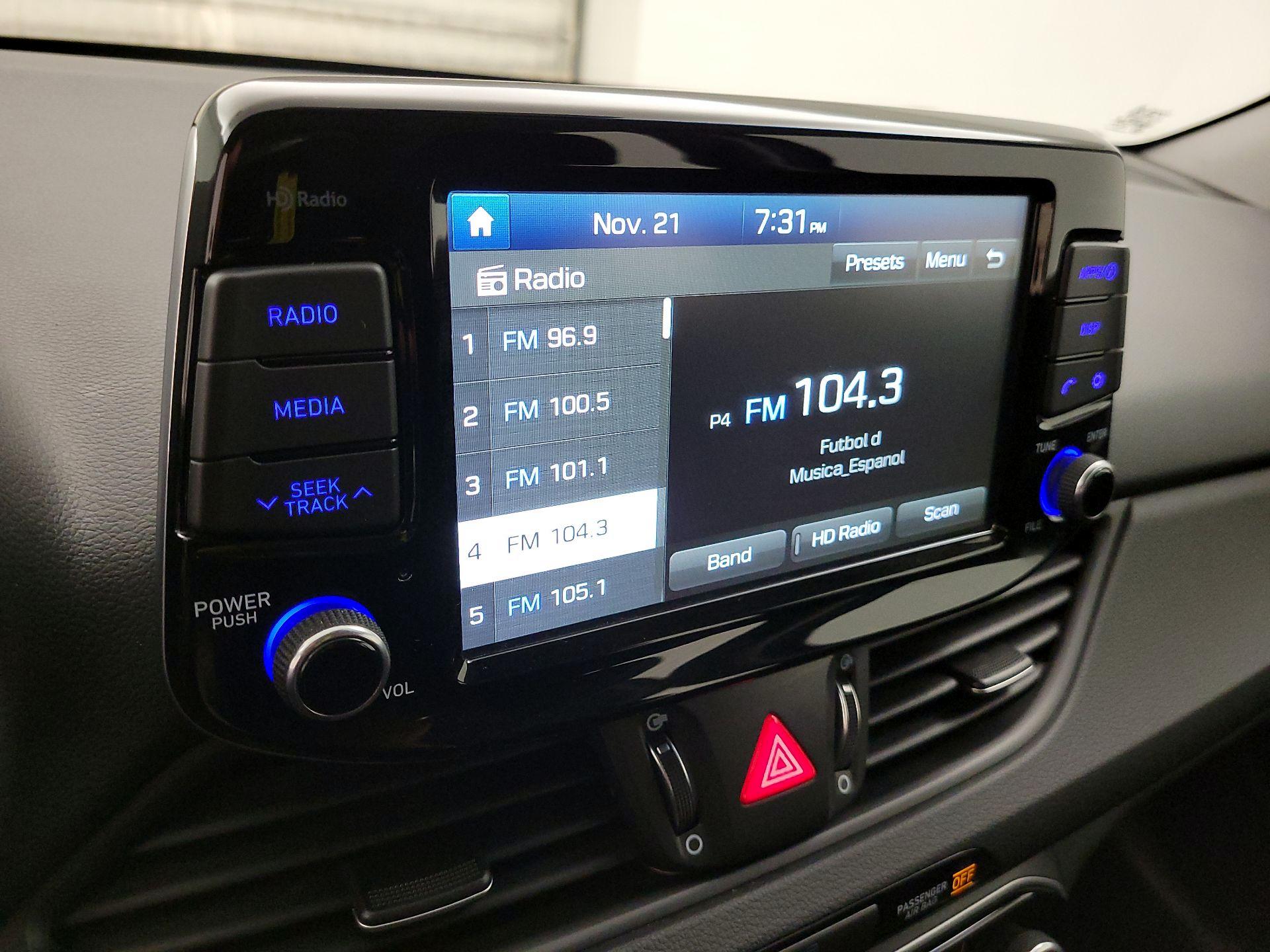 Thumbnail: 2018 Hyundai Elantra - 14