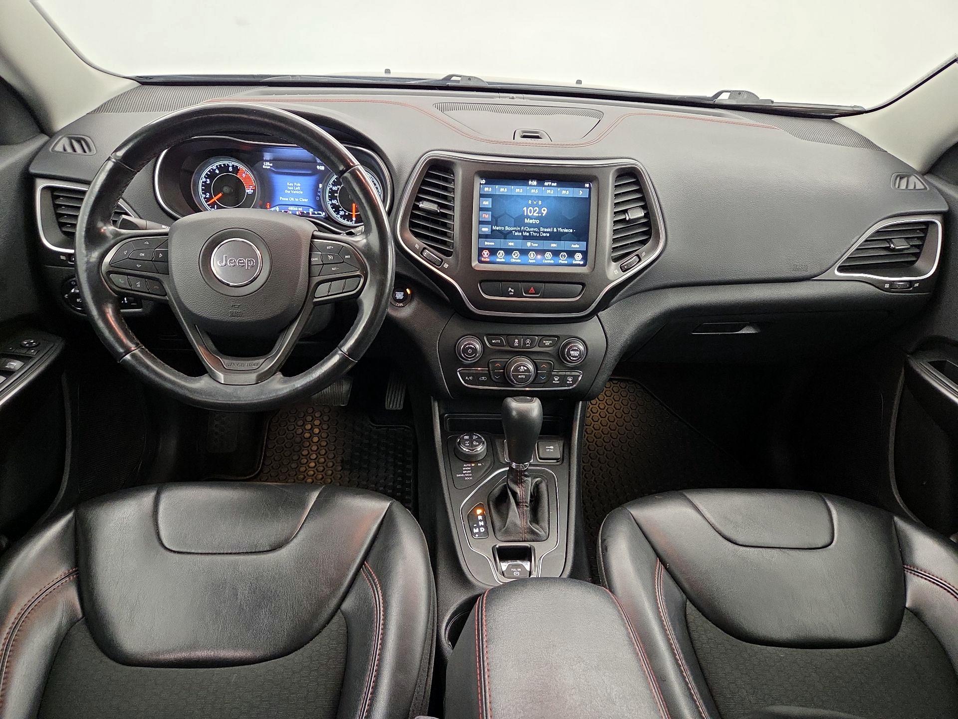 Thumbnail: 2019 Jeep Cherokee - 9