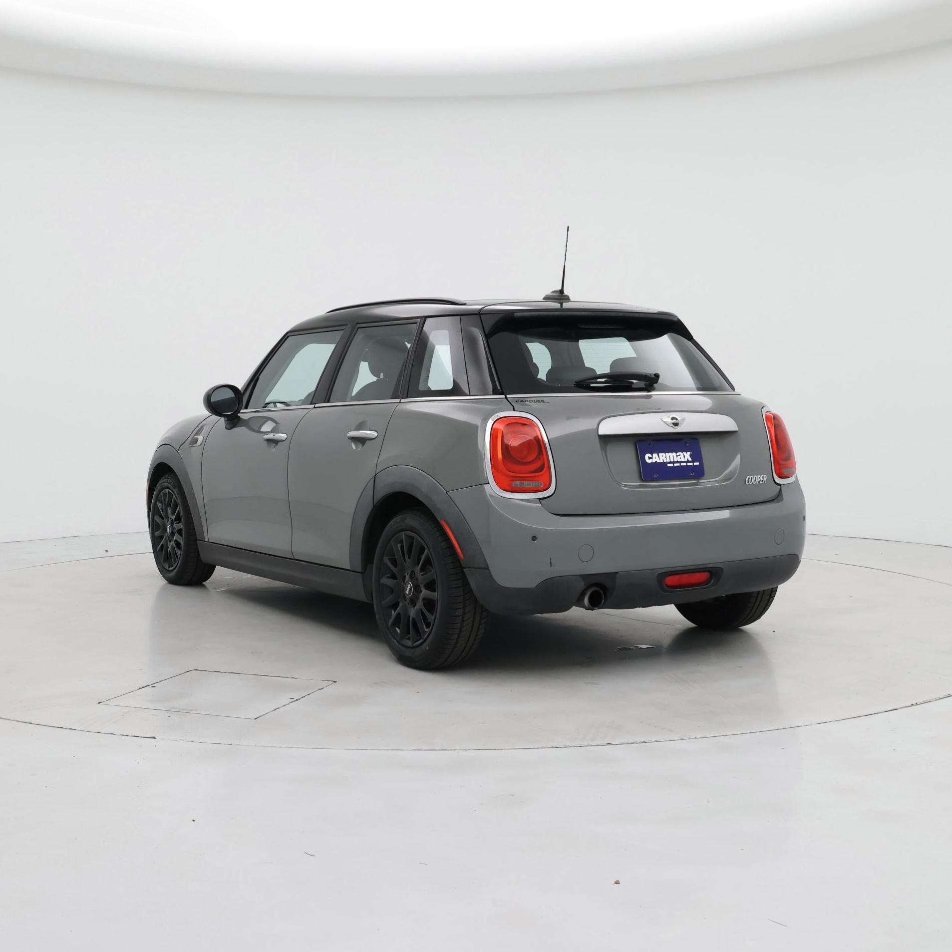 Thumbnail: 2015 MINI Cooper Hardtop - 2