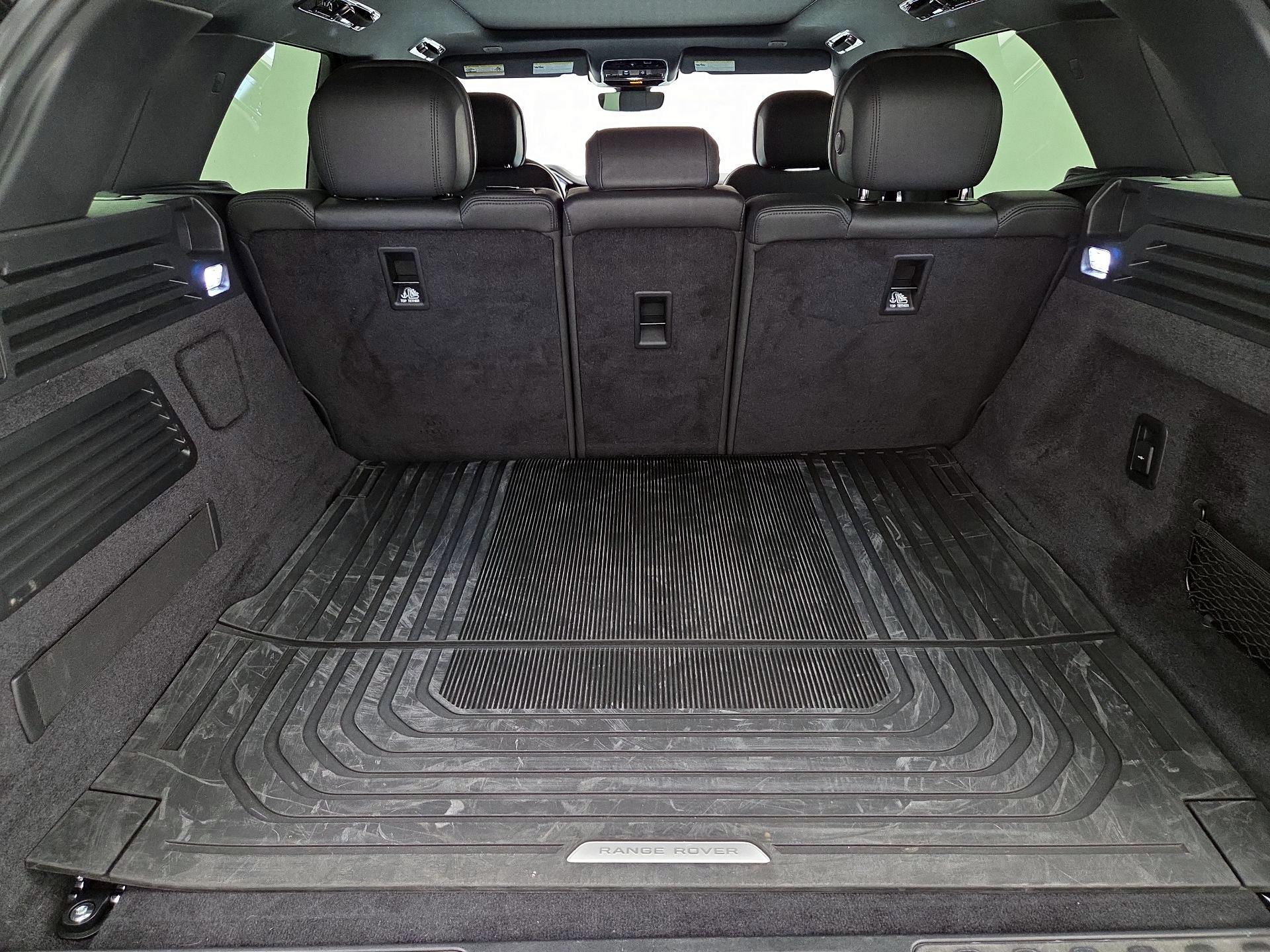 Thumbnail: 2023 Land Rover Range Rover Sport - 20